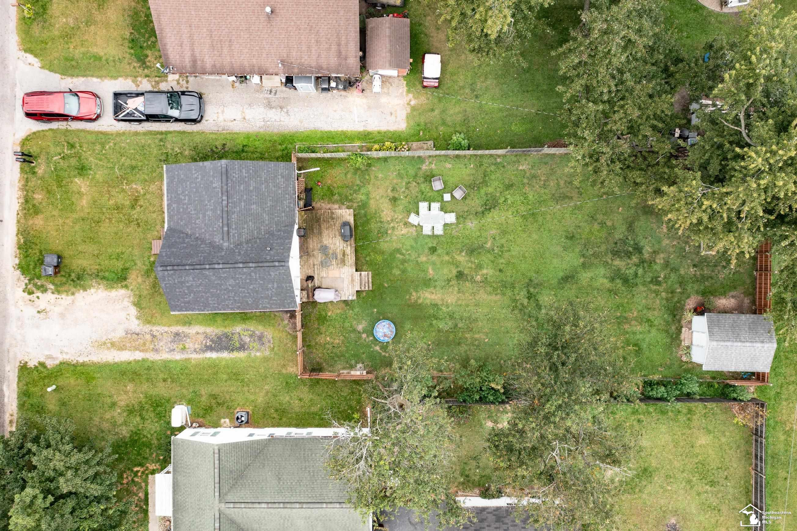 153 E Vesey Street, Petersburg, MI 49270 — Photo 9