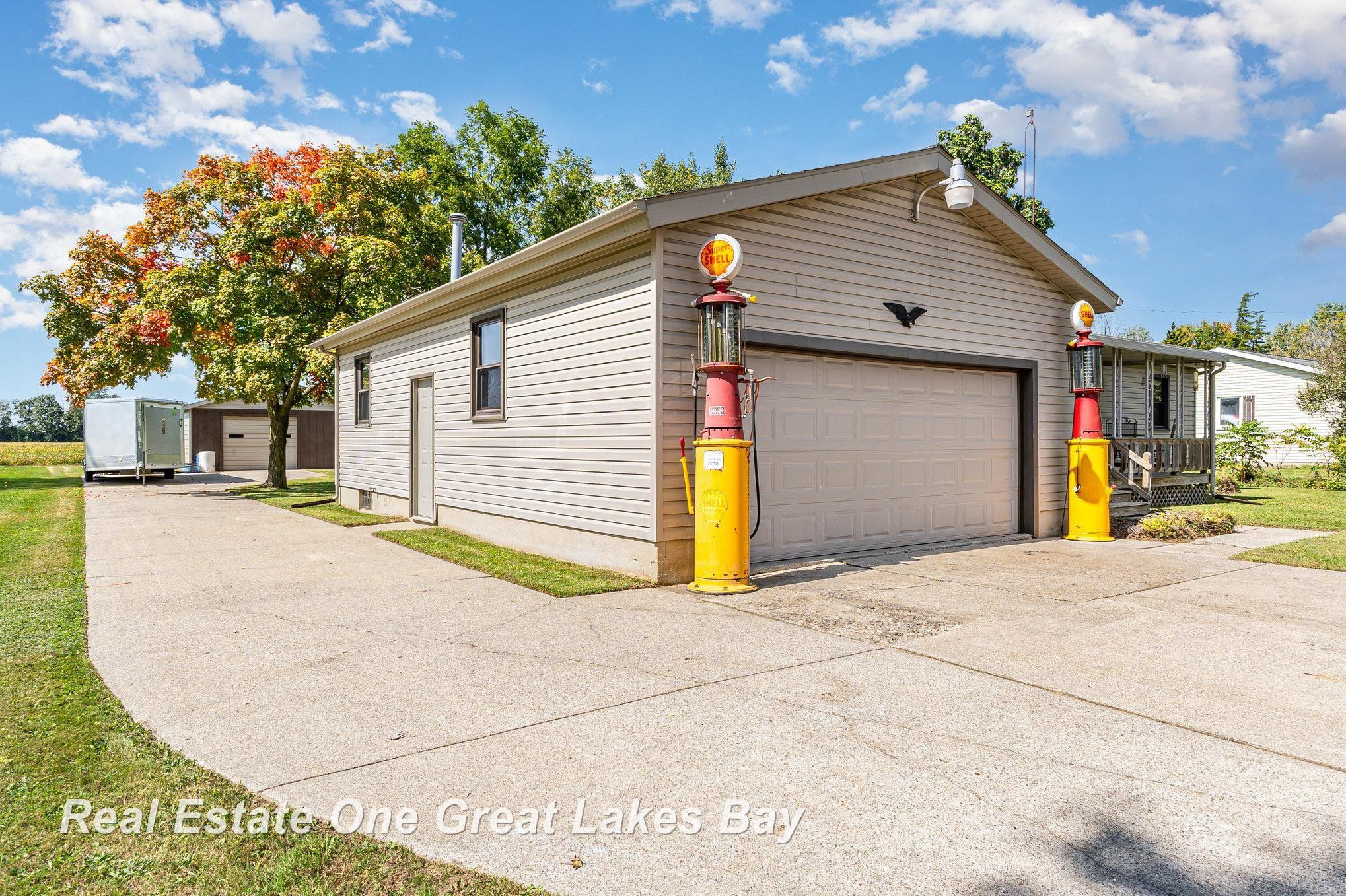 12586 S Gera Road, Birch Run, MI 48415 — Photo 2