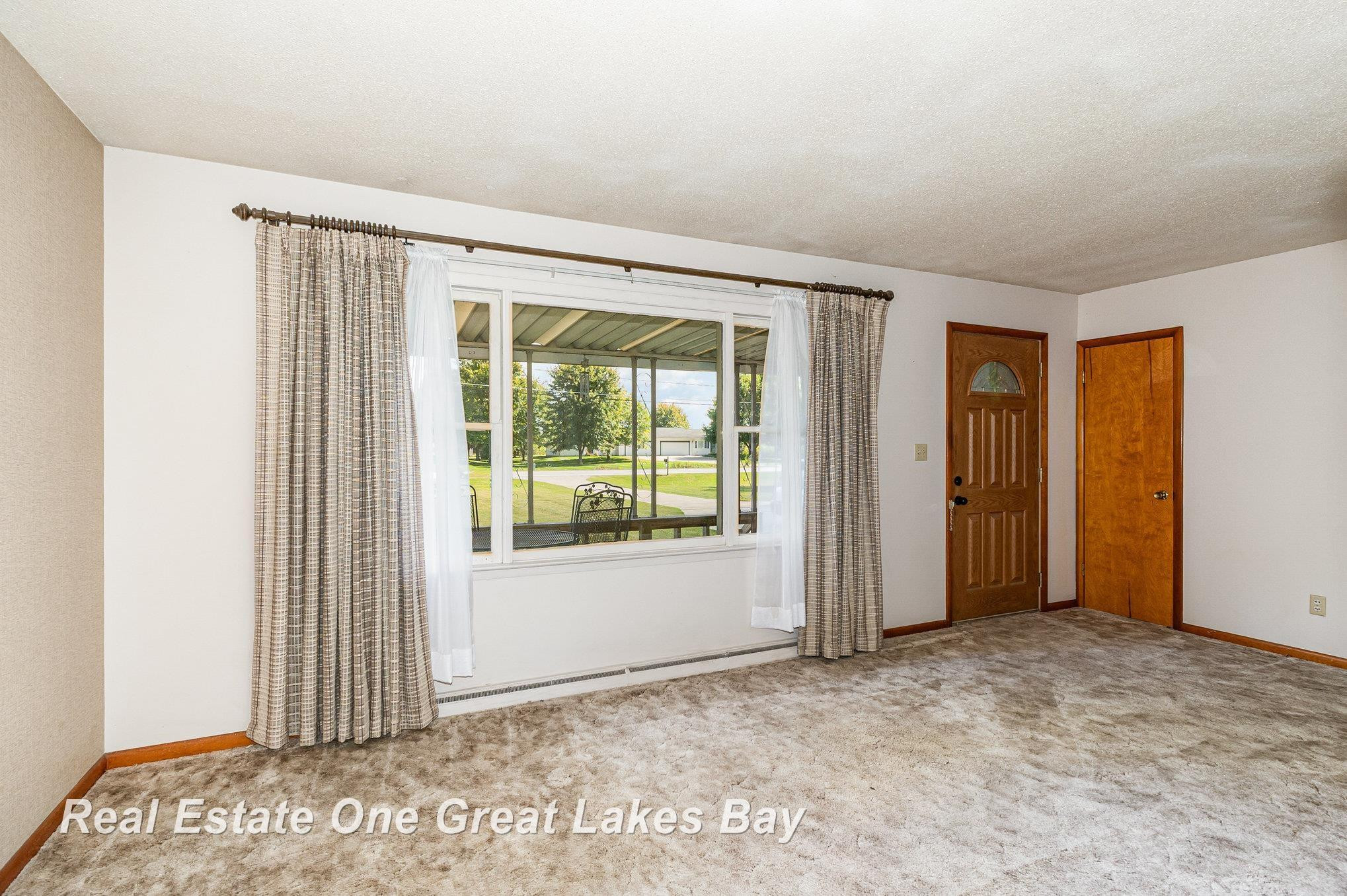 12586 S Gera Road, Birch Run, MI 48415 — Photo 7