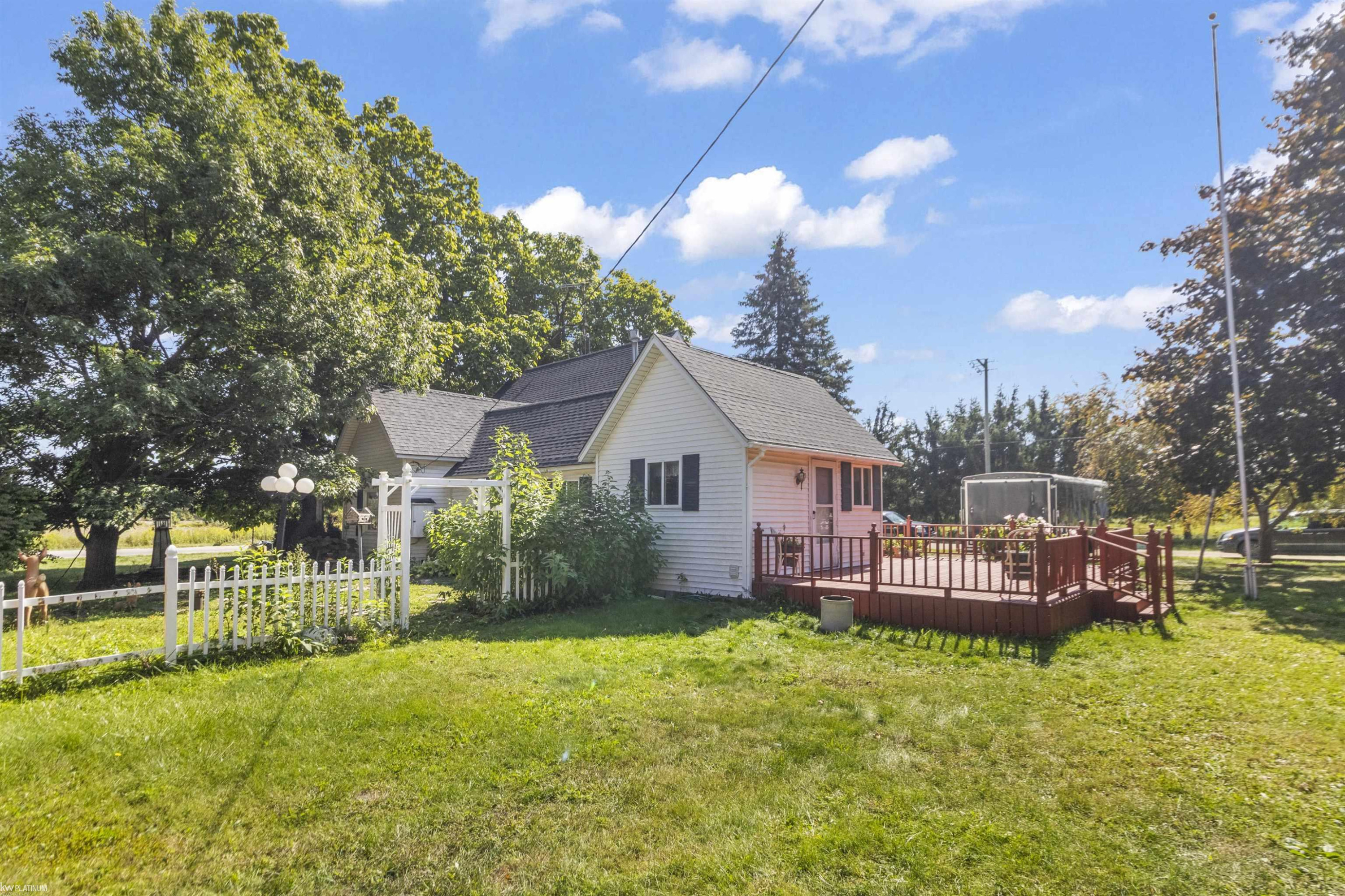 6757 Fargo Road, Avoca, MI 48006 — Photo 4