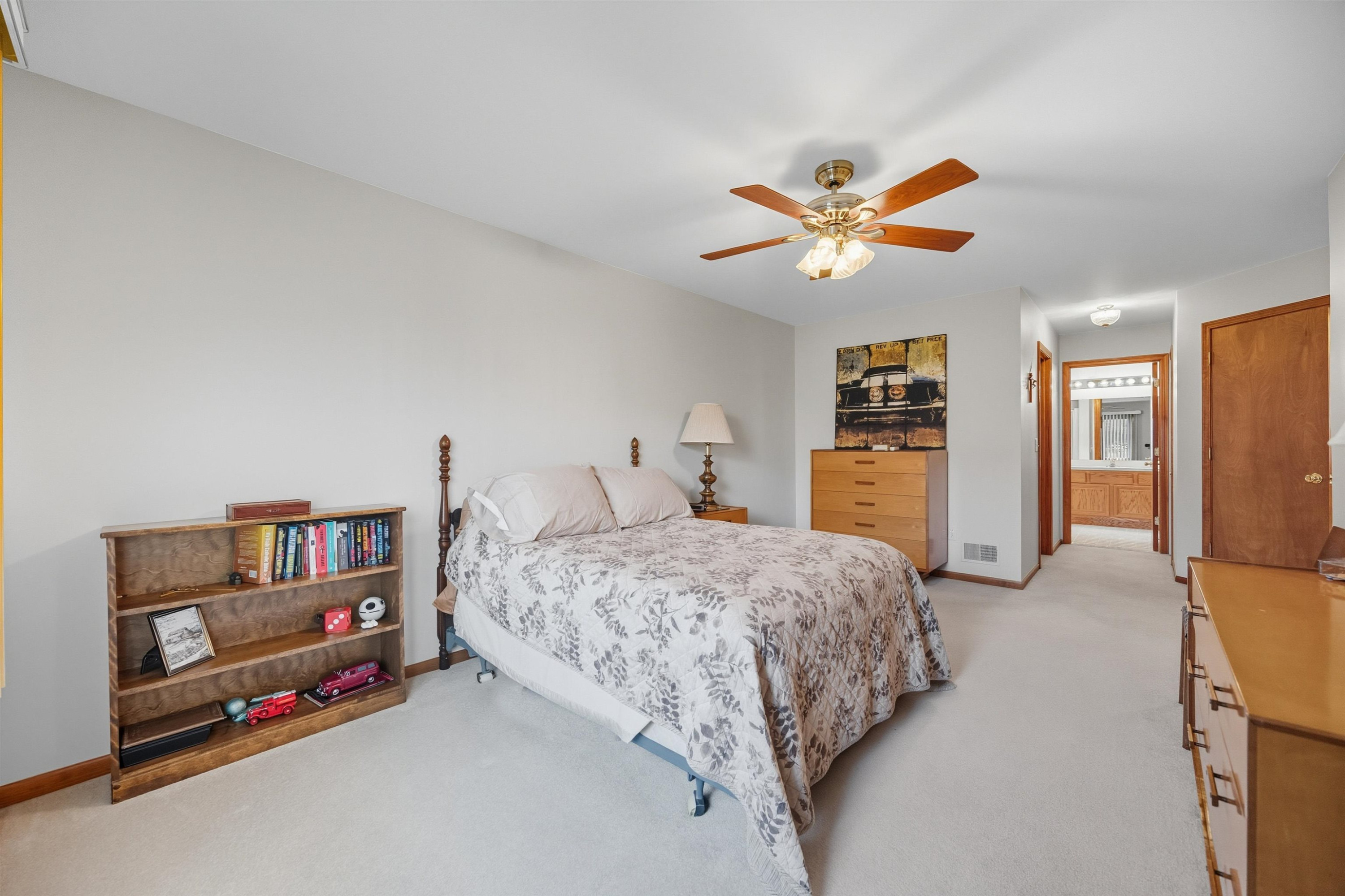 43472 Pointe Drive, Clinton, MI 48038 — Photo 22