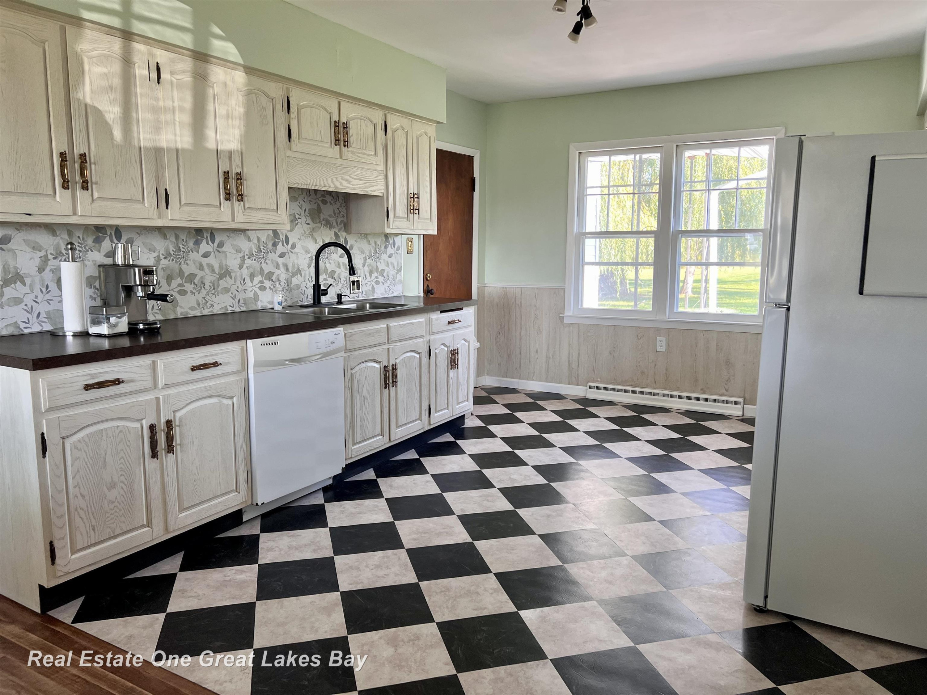 20220 Gratiot Road, Merrill, MI 48637 — Photo 7
