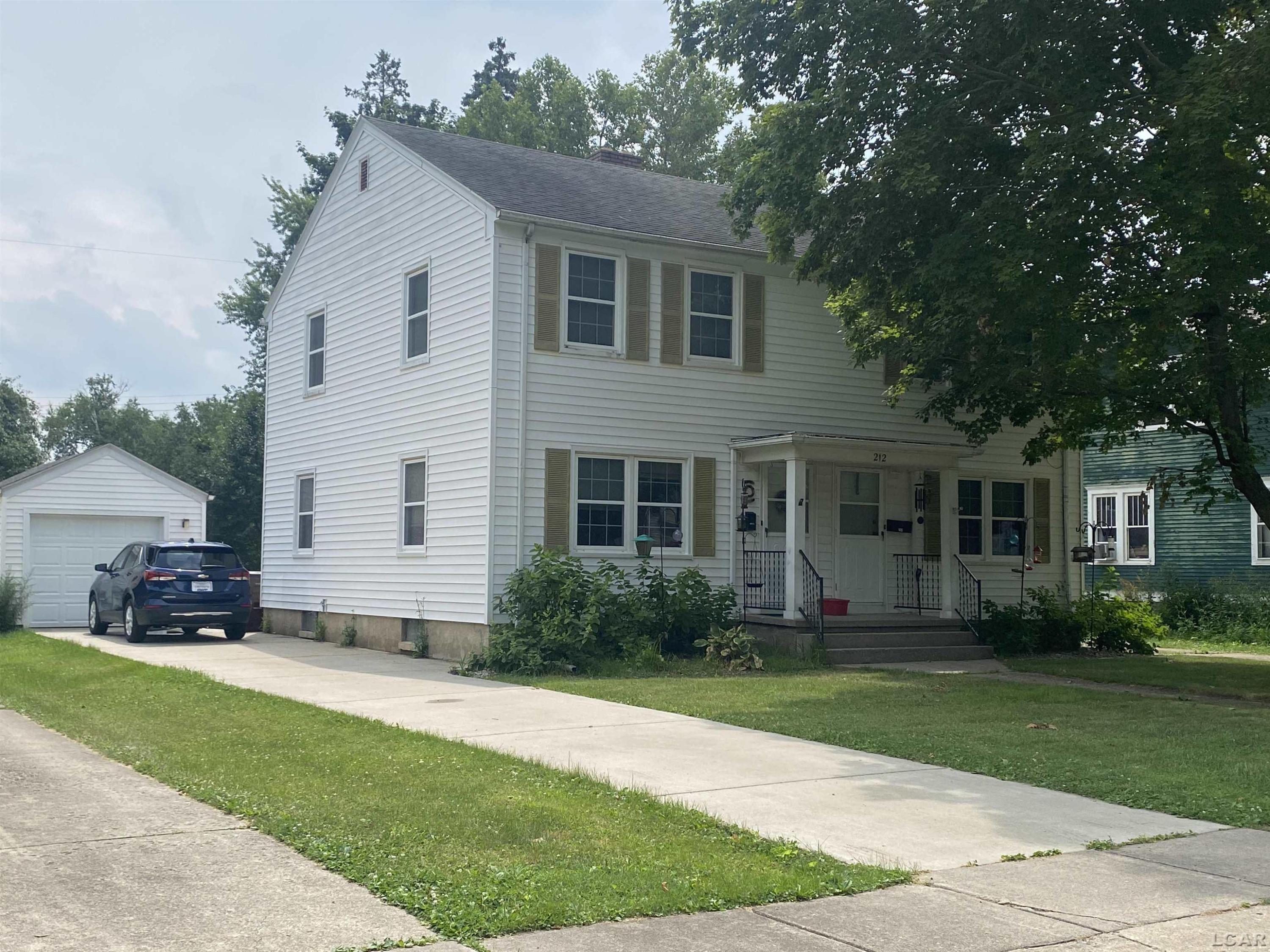 212 White Street, Blissfield, MI 49228 — front exterior