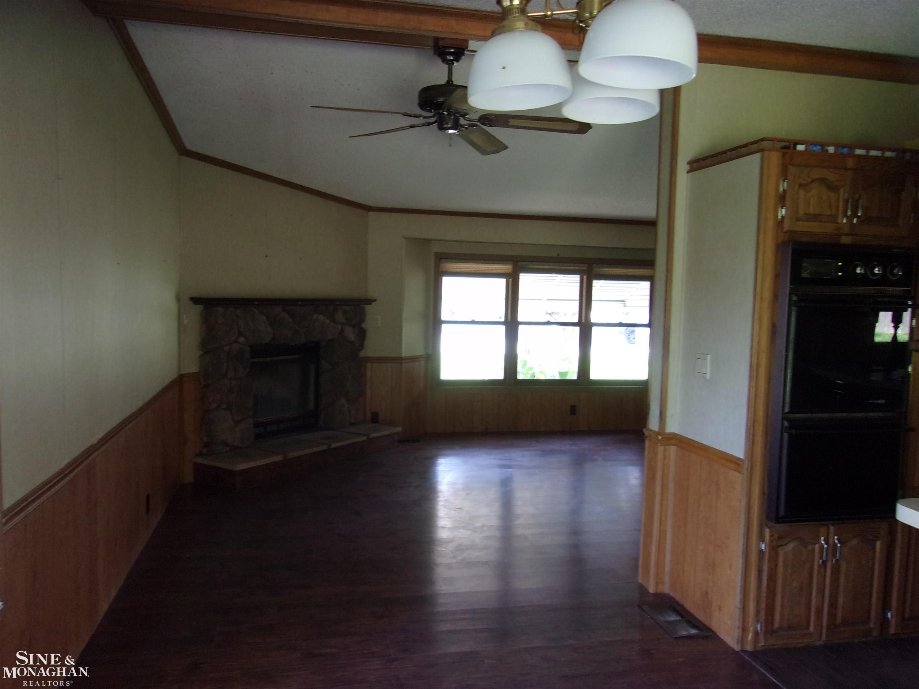 1575 Grandview Court, MI 48079 — Photo 16