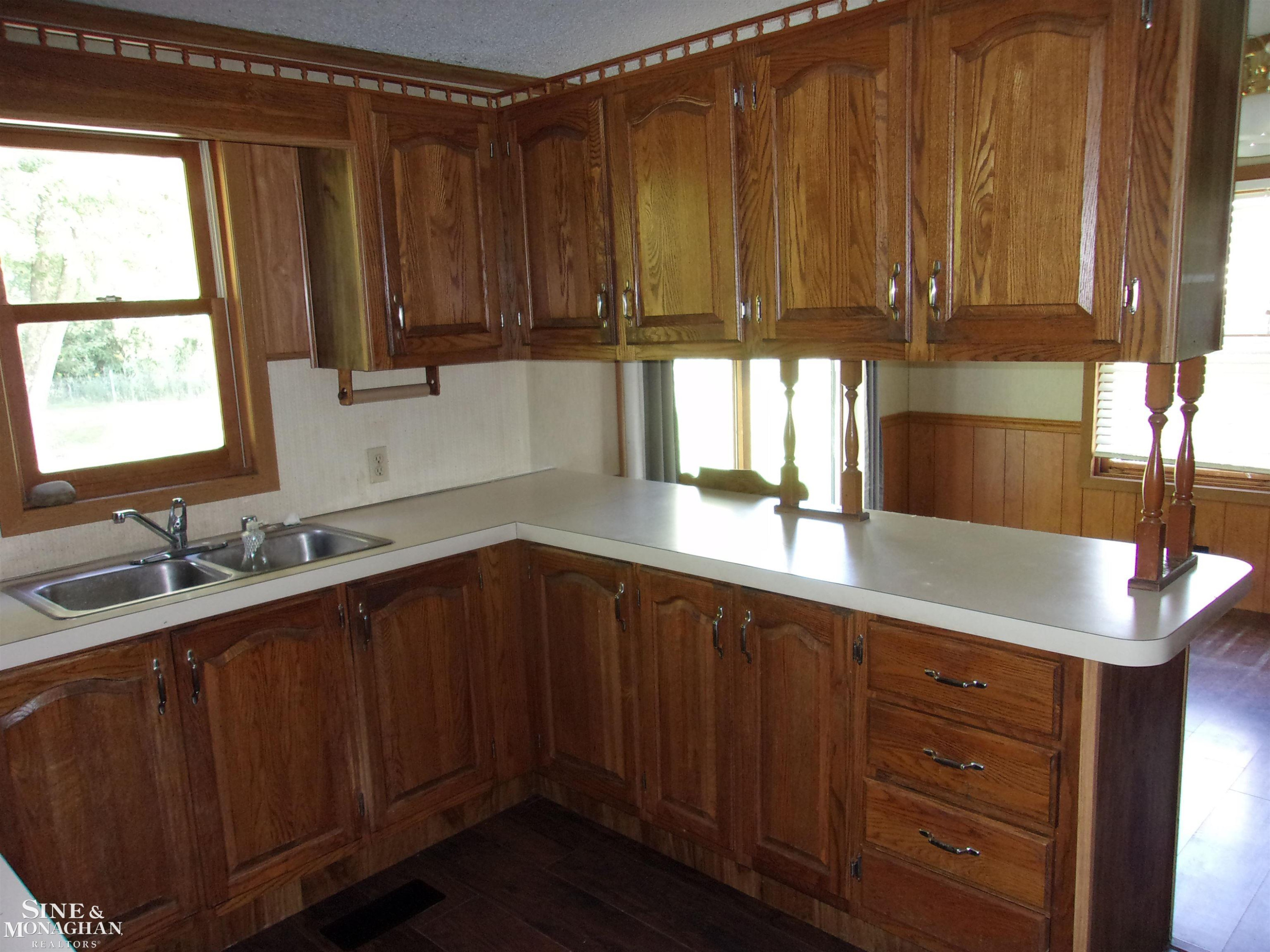 1575 Grandview Court, MI 48079 — Photo 21