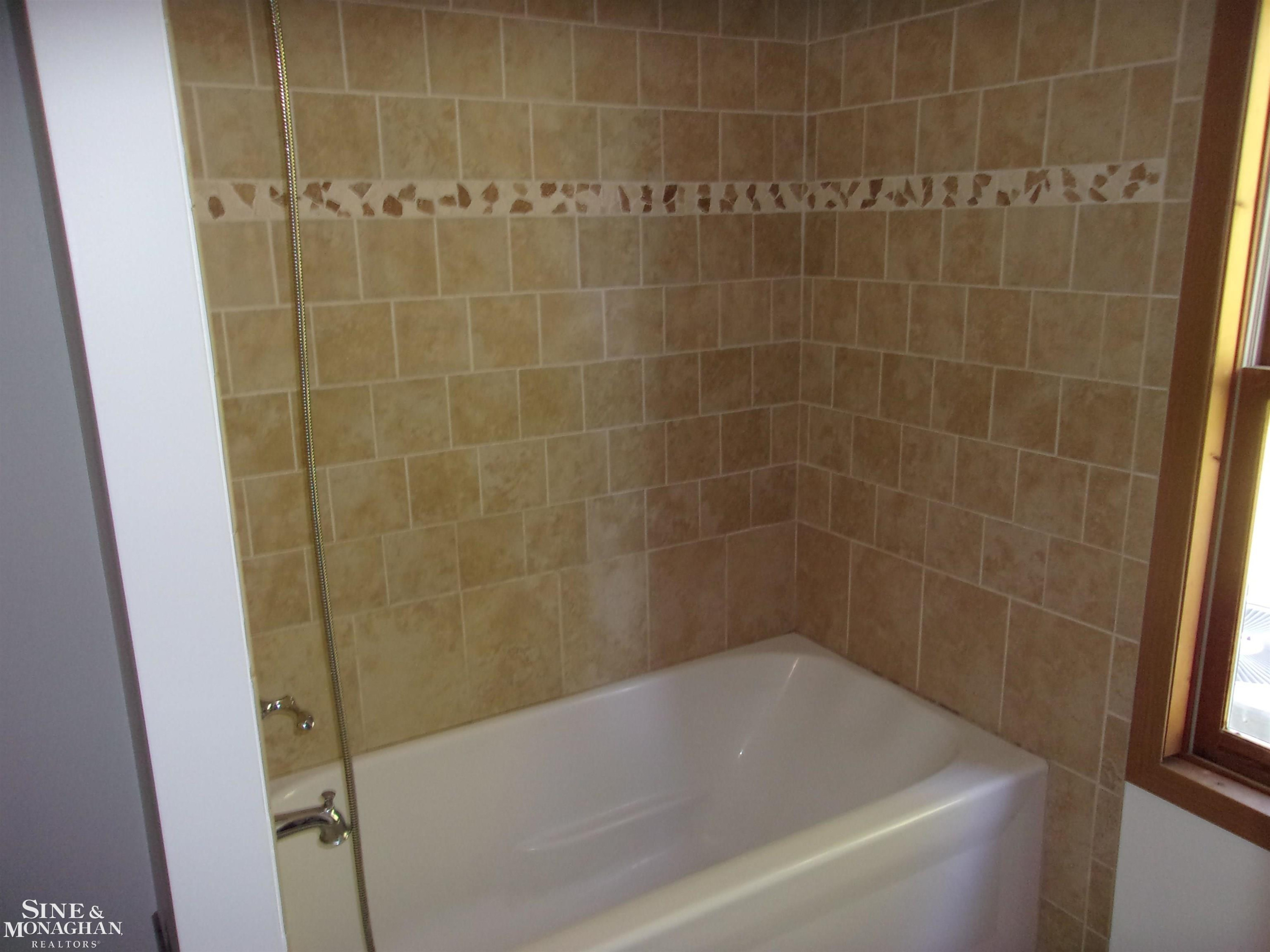 1575 Grandview Court, MI 48079 — Photo 30