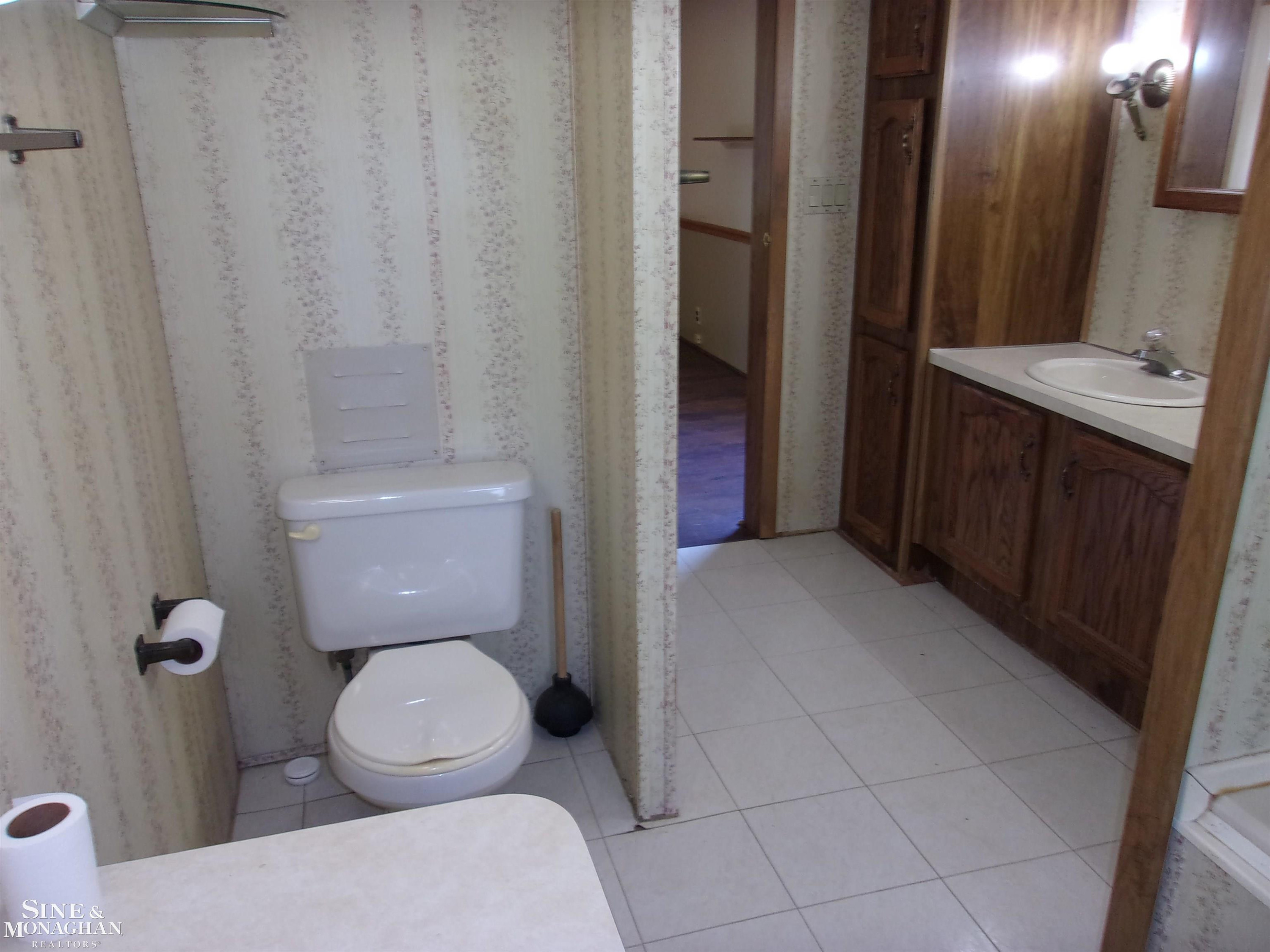 1575 Grandview Court, MI 48079 — Photo 40