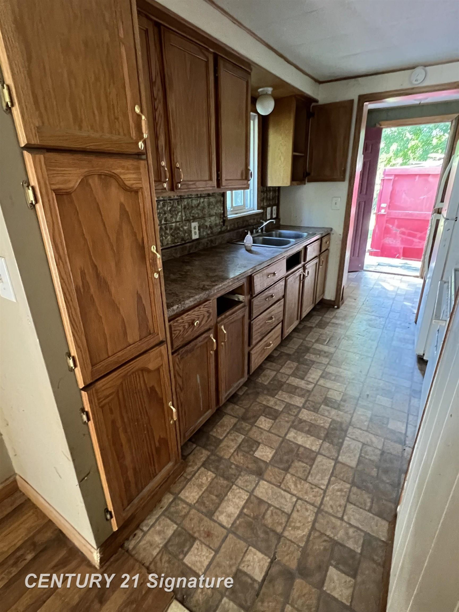13869 Hanchett Road, Saint Charles, MI 48655 — Photo 2