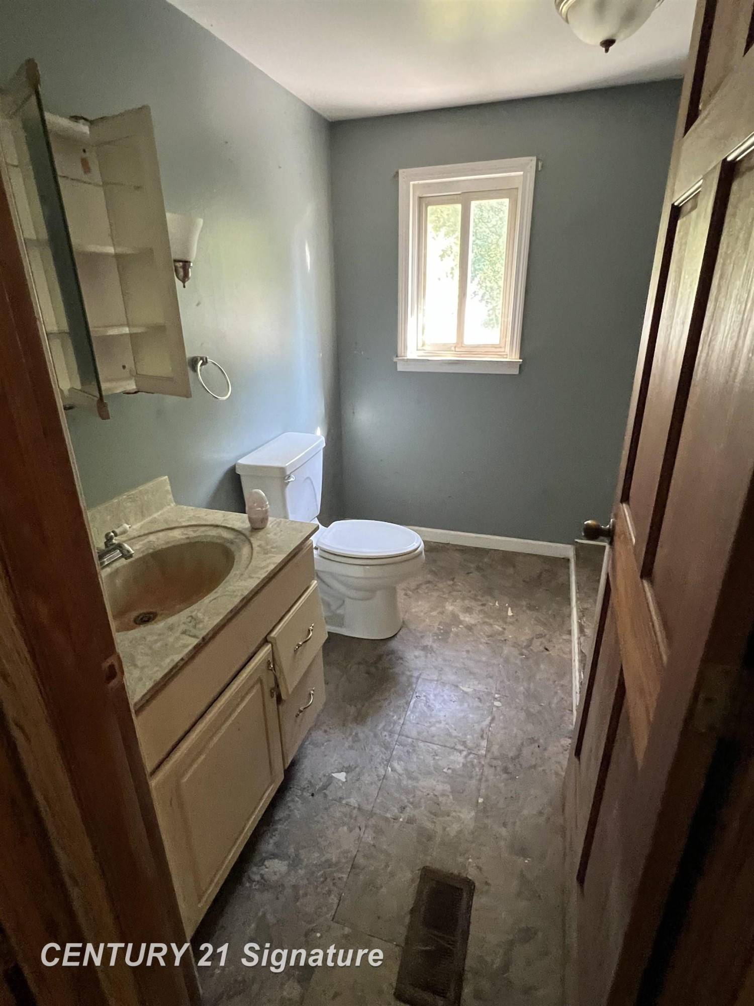 13869 Hanchett Road, Saint Charles, MI 48655 — Photo 8