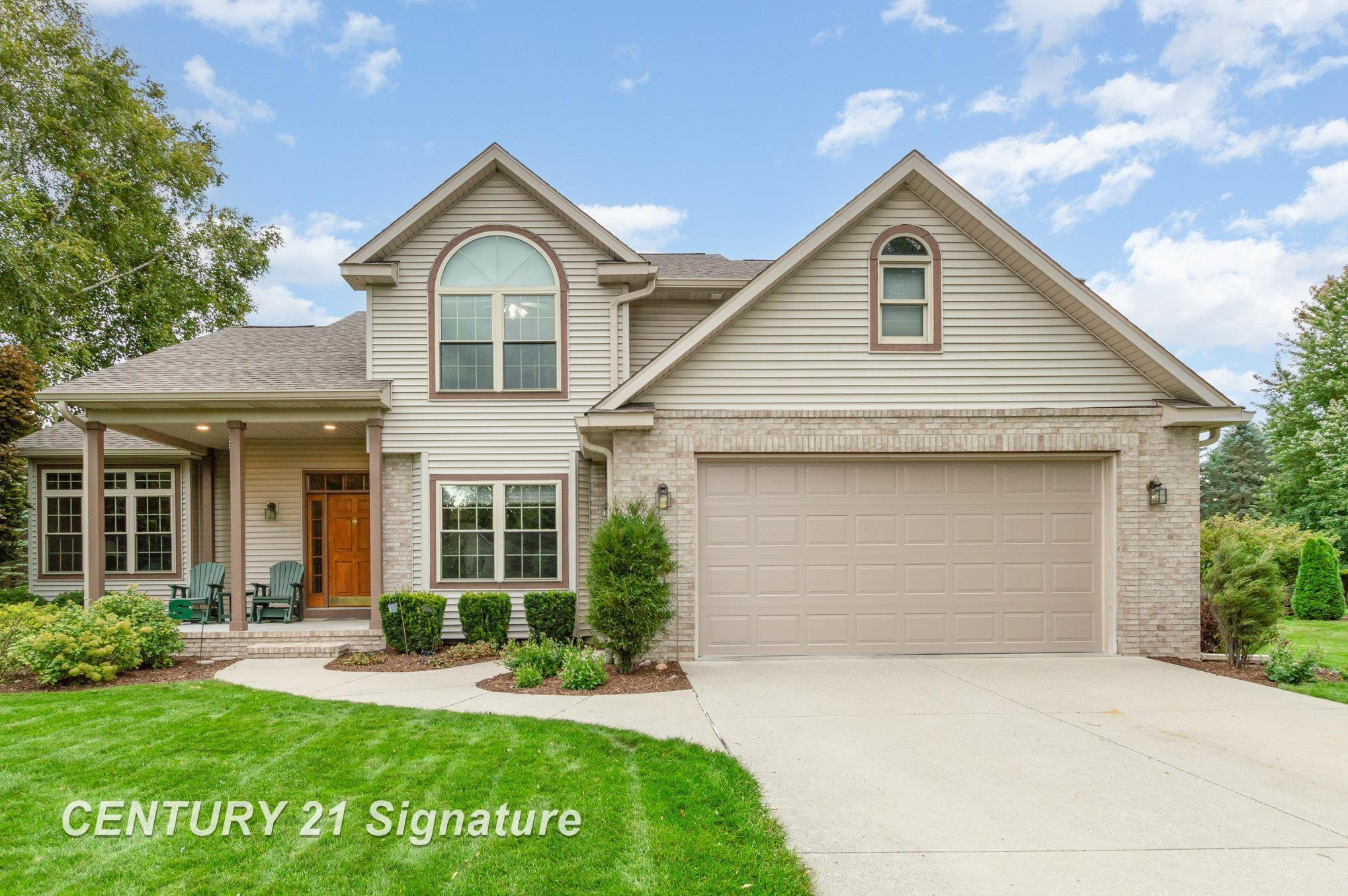 7724 Hillbridge Drive, Freeland, MI 48623 — front exterior