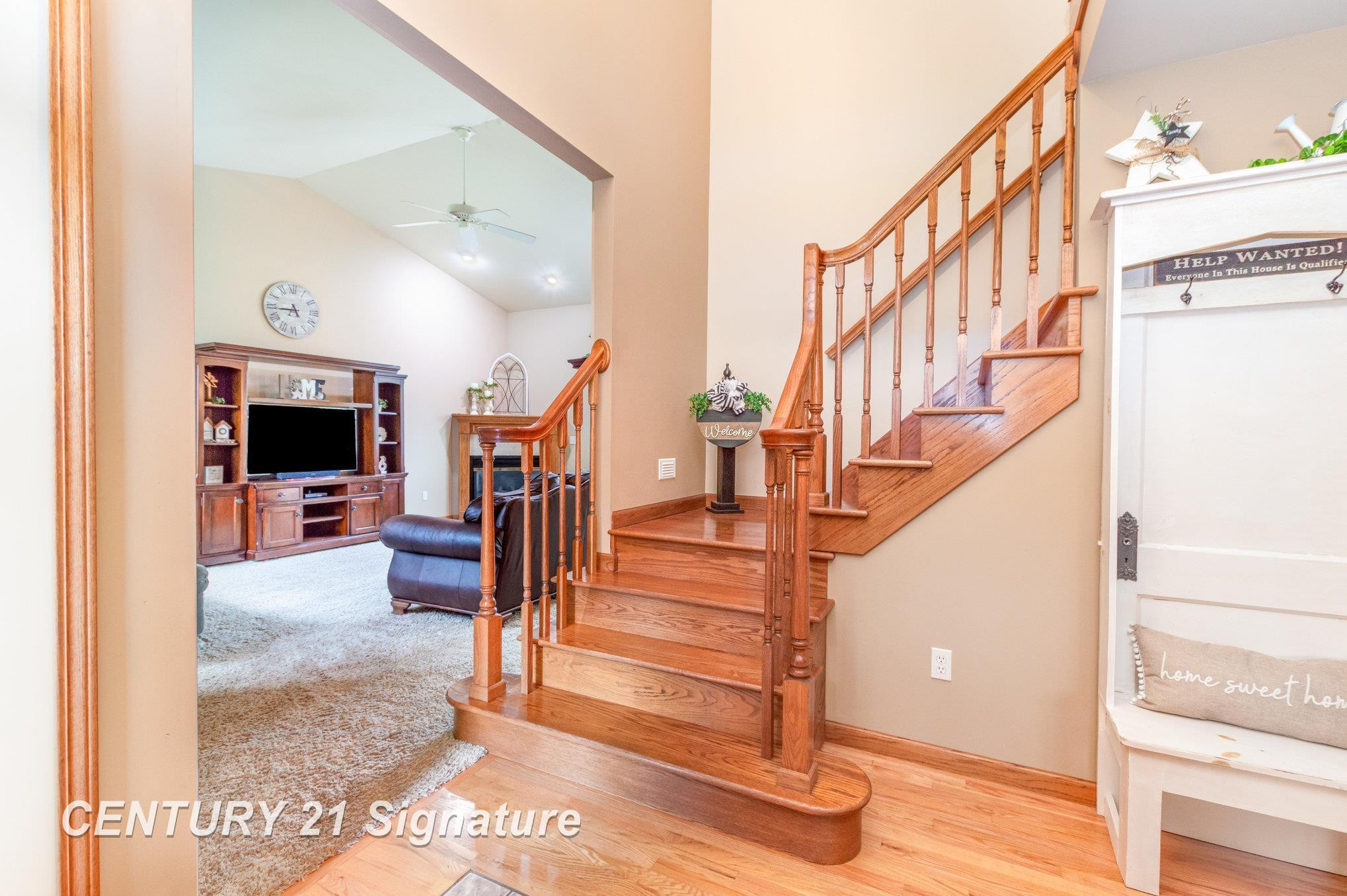 7724 Hillbridge Drive, Freeland, MI 48623 — Photo 5