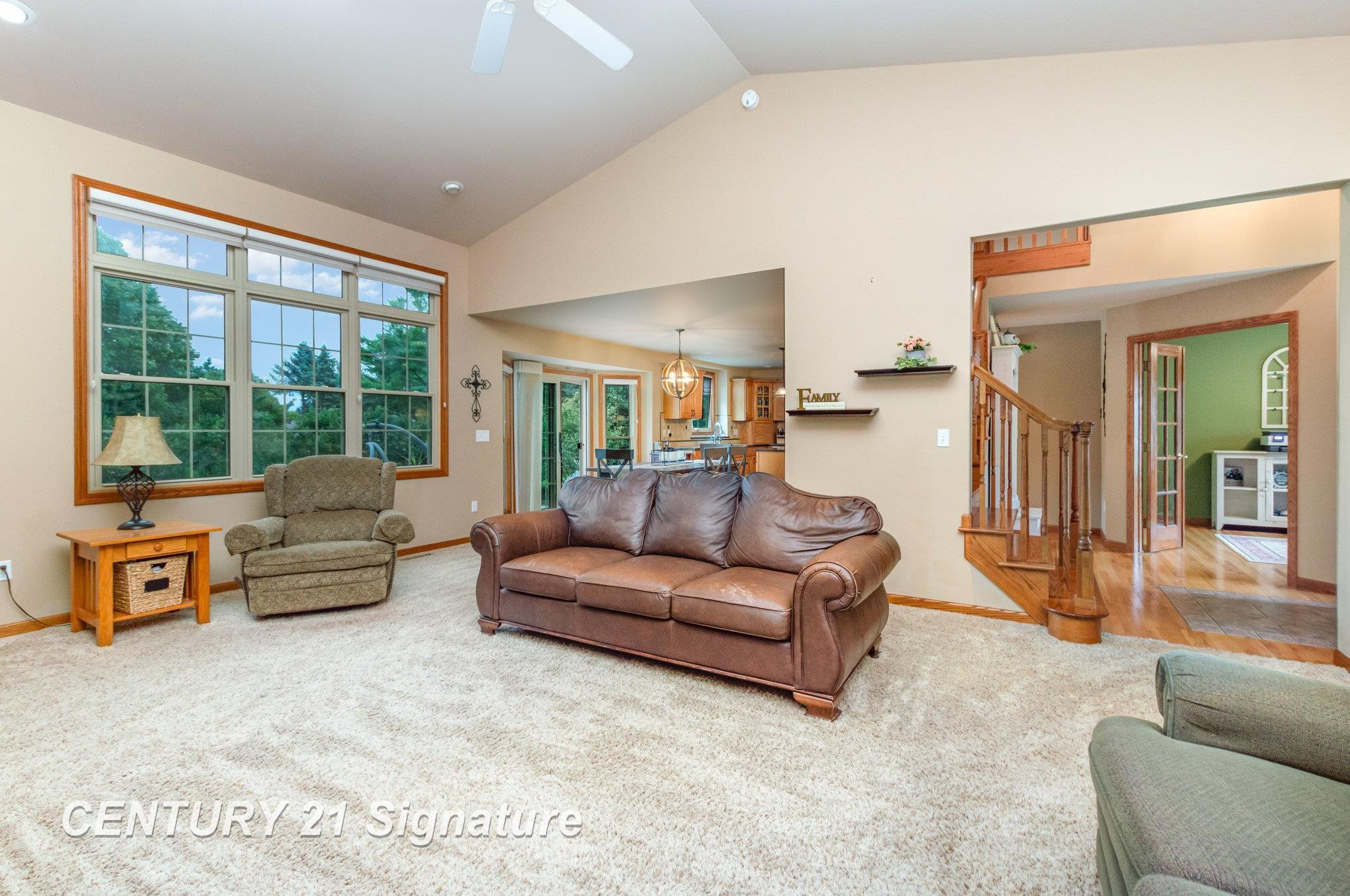 7724 Hillbridge Drive, Freeland, MI 48623 — Photo 7
