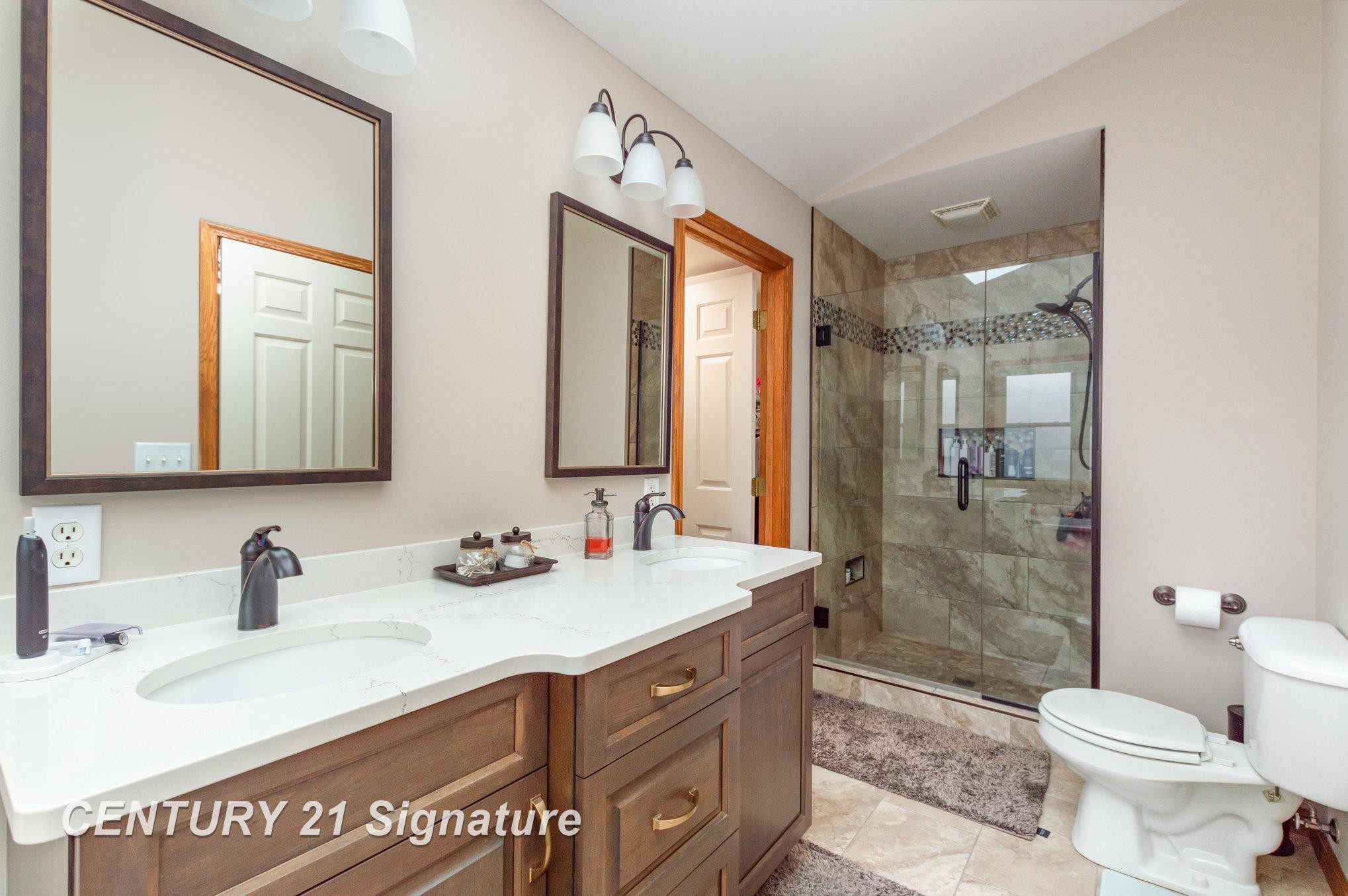7724 Hillbridge Drive, Freeland, MI 48623 — Photo 23