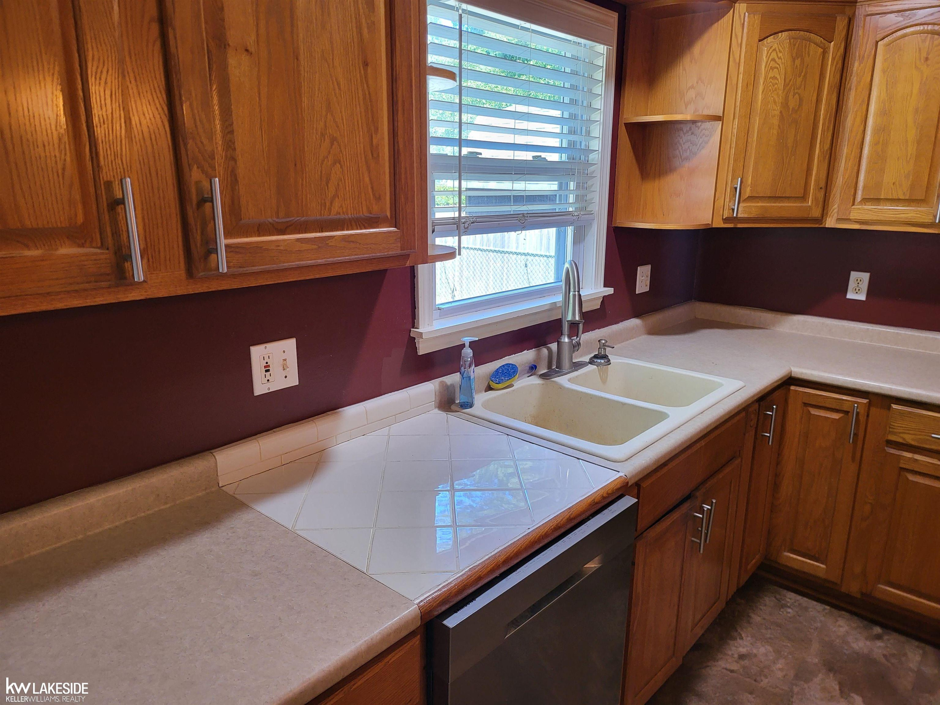 2866 Fruit Street, Algonac, MI 48001 — Photo 16