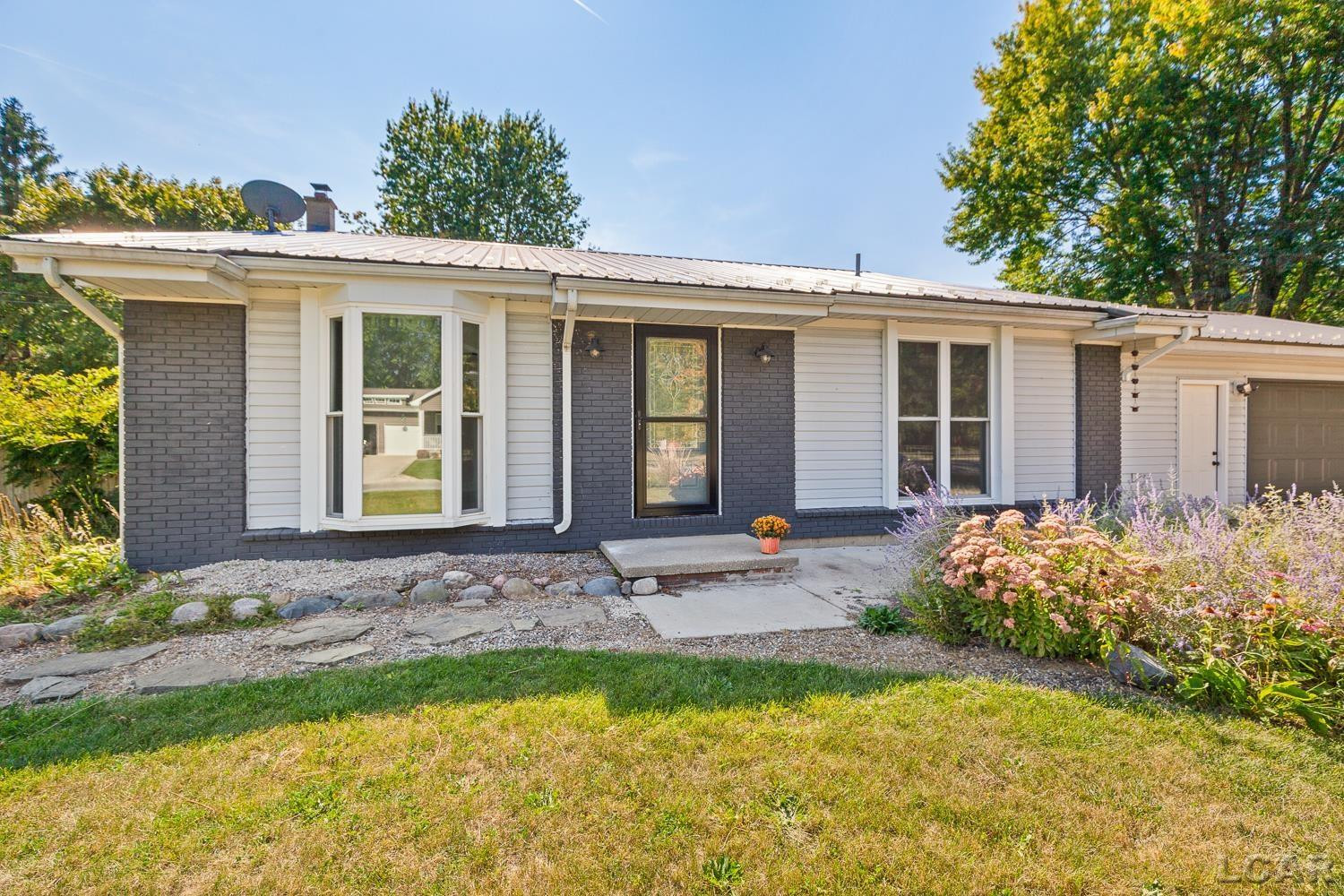 9410 Newburg Court, Tecumseh, MI 49286 — Photo 2
