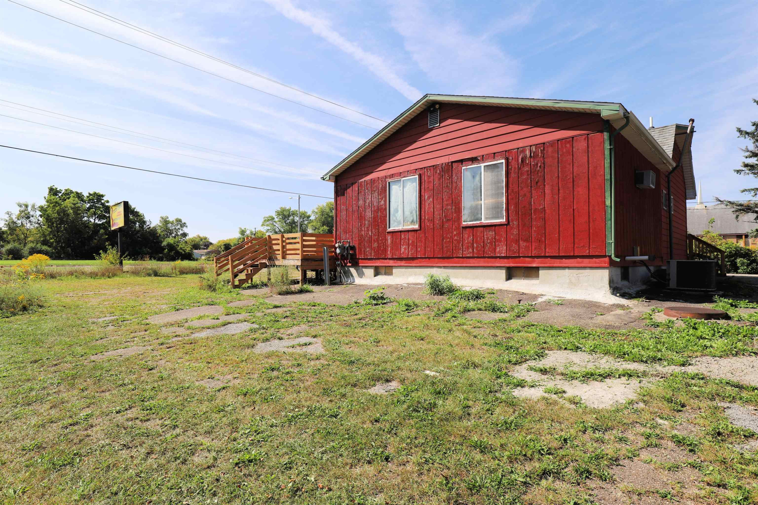 2246 W Coldwater Road, Flint, MI 48505 — Photo 5