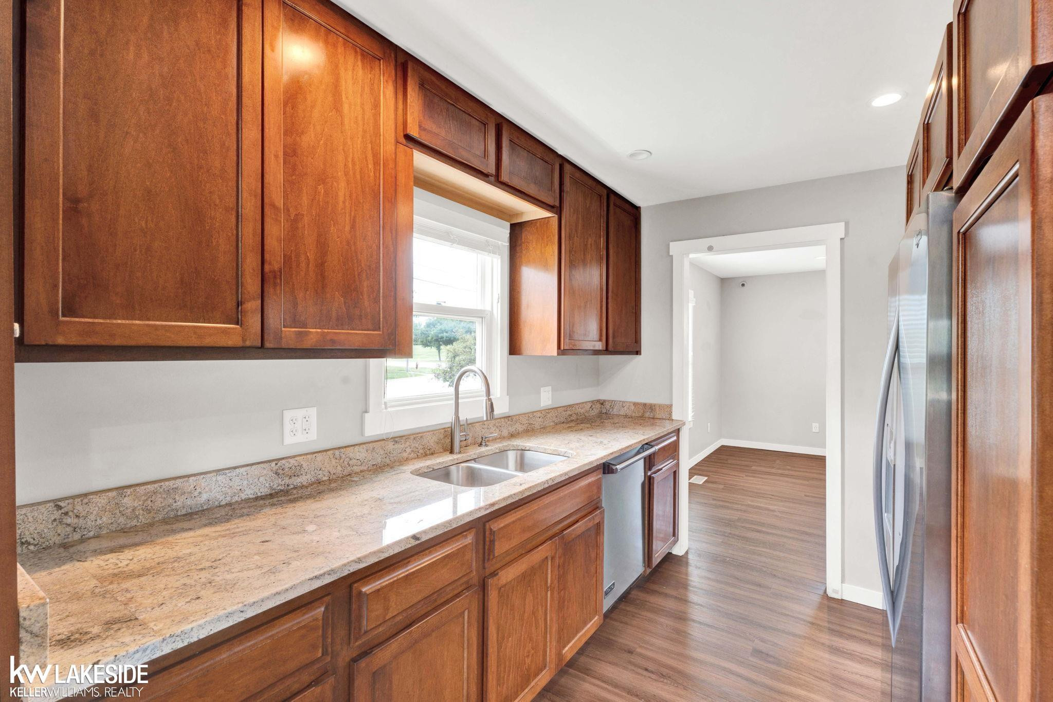 42040 Ryan Road, Sterling Heights, MI 48314 — Photo 14