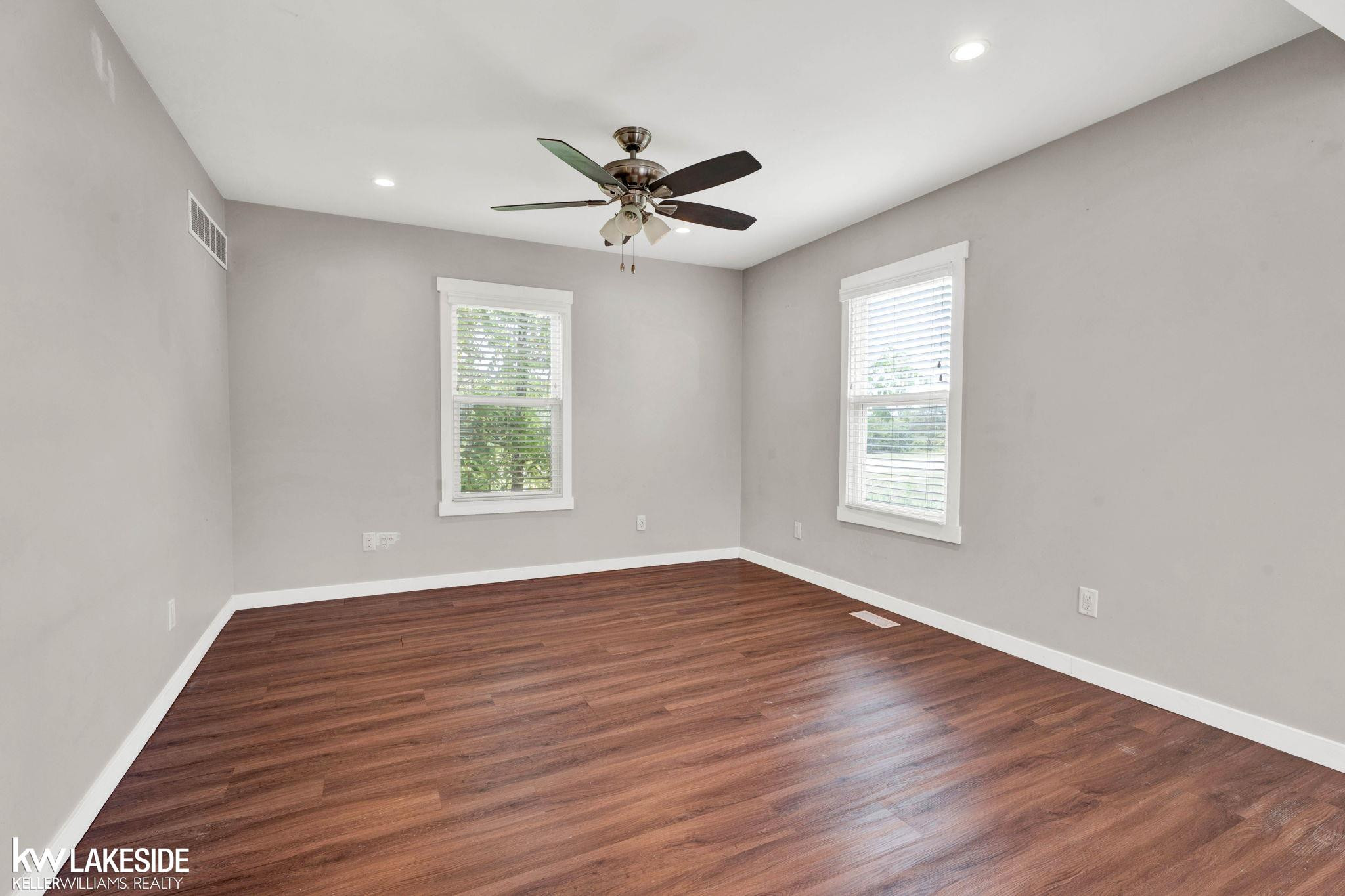 42040 Ryan Road, Sterling Heights, MI 48314 — Photo 17