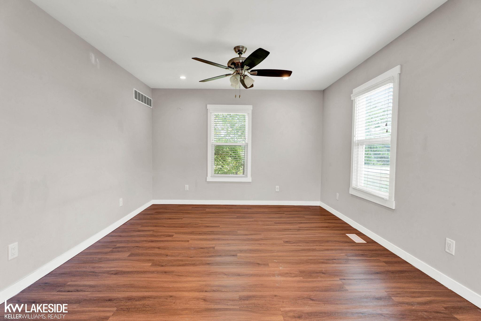 42040 Ryan Road, Sterling Heights, MI 48314 — Photo 18