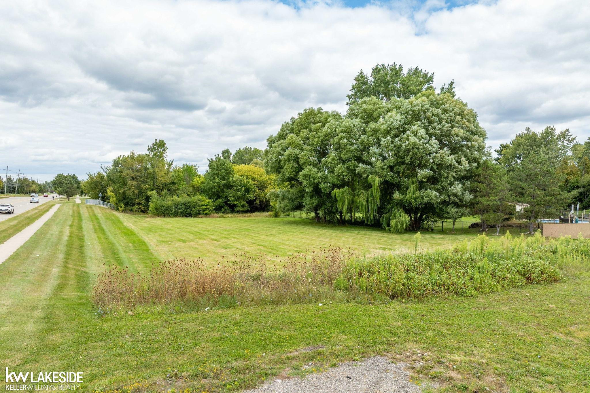 42040 Ryan Road, Sterling Heights, MI 48314 — Photo 37