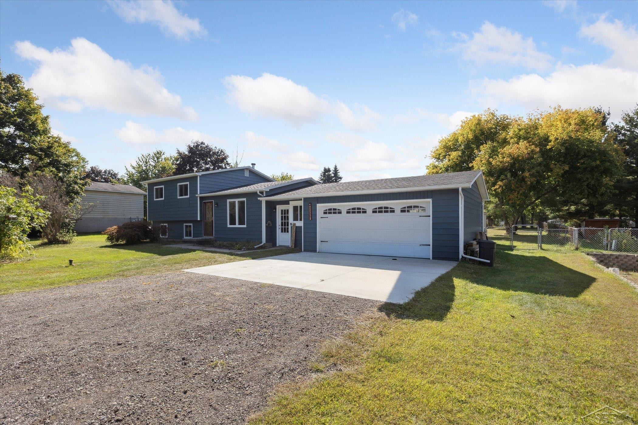 2305 Indian Road, Lapeer, MI 48446 — Photo 3