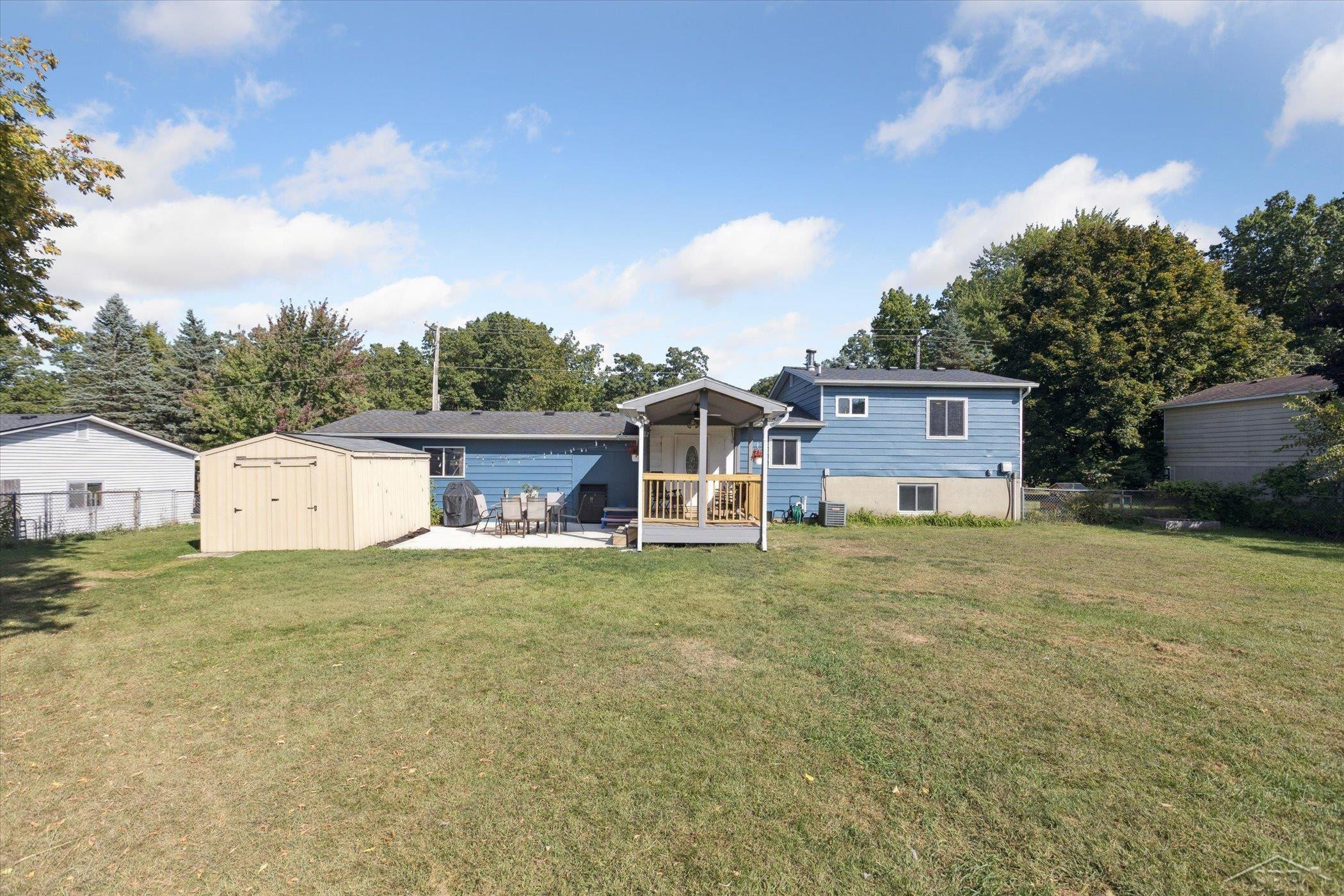 2305 Indian Road, Lapeer, MI 48446 — Photo 31