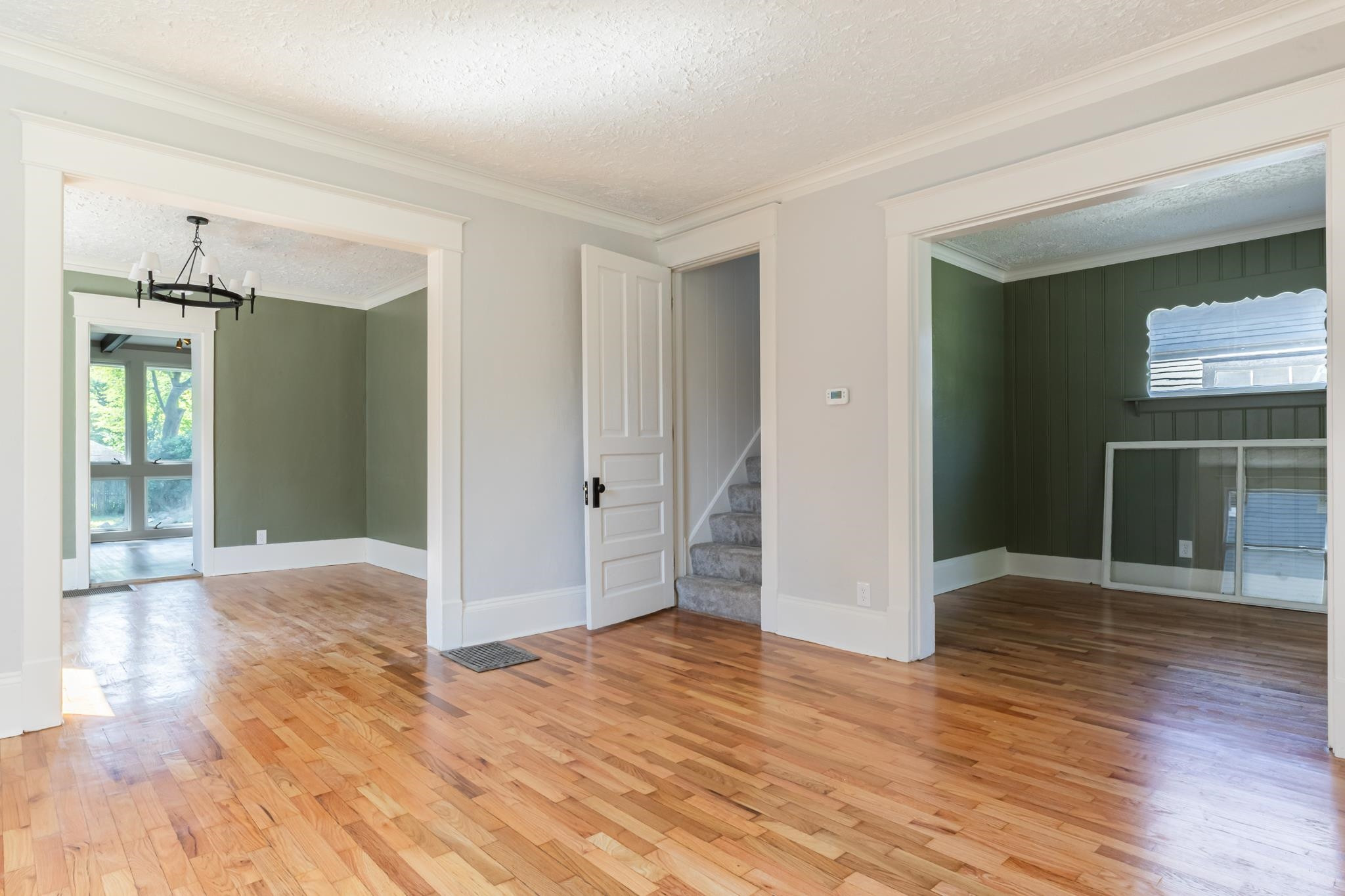 619 W Barnes Avenue, Lansing, MI 48910 — Photo 6