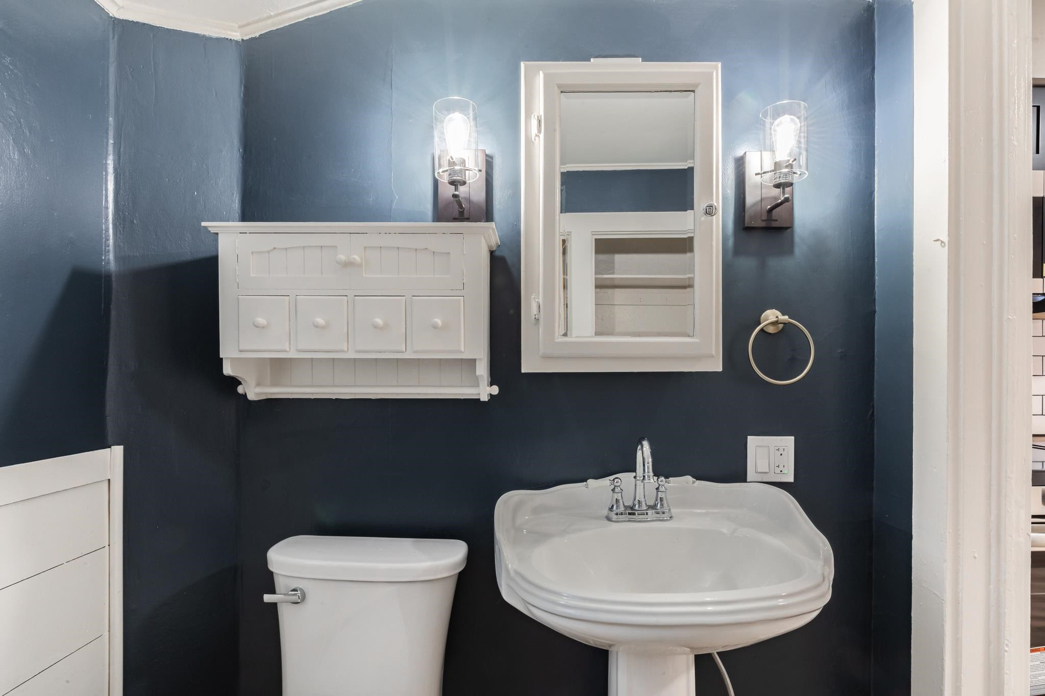 619 W Barnes Avenue, Lansing, MI 48910 — Photo 30