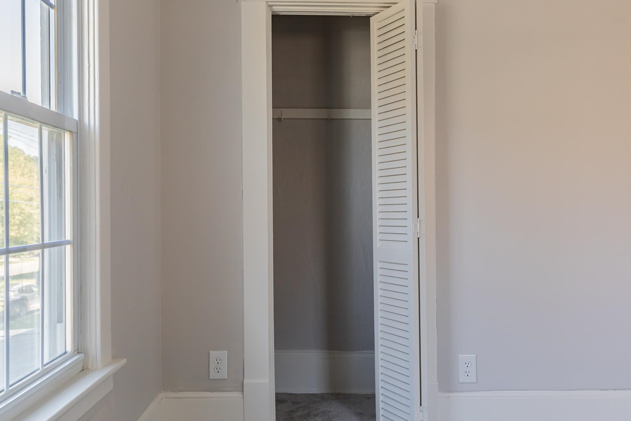 619 W Barnes Avenue, Lansing, MI 48910 — Photo 45