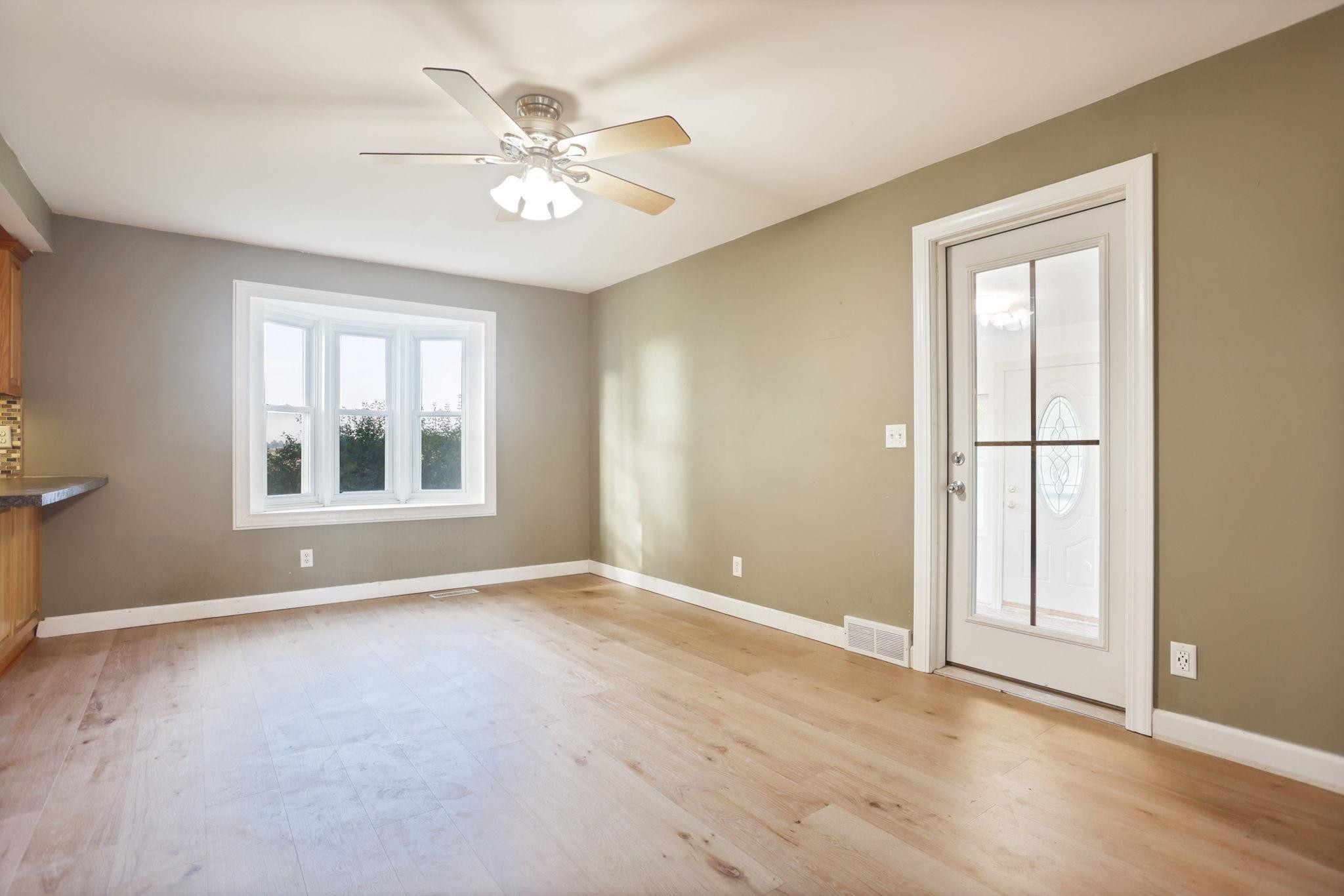 3175 S Carter Road, Auburn, MI 48611 — Photo 7