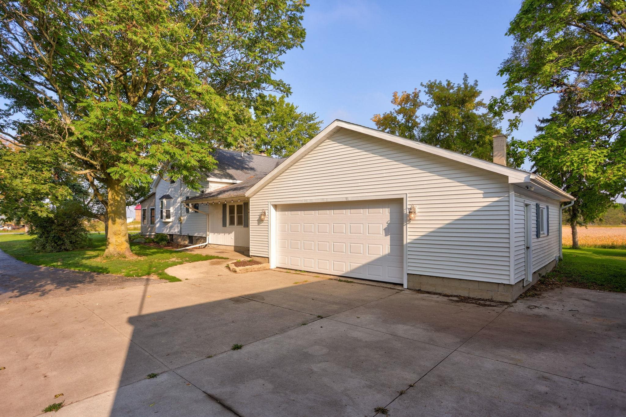 3175 S Carter Road, Auburn, MI 48611 — Photo 35