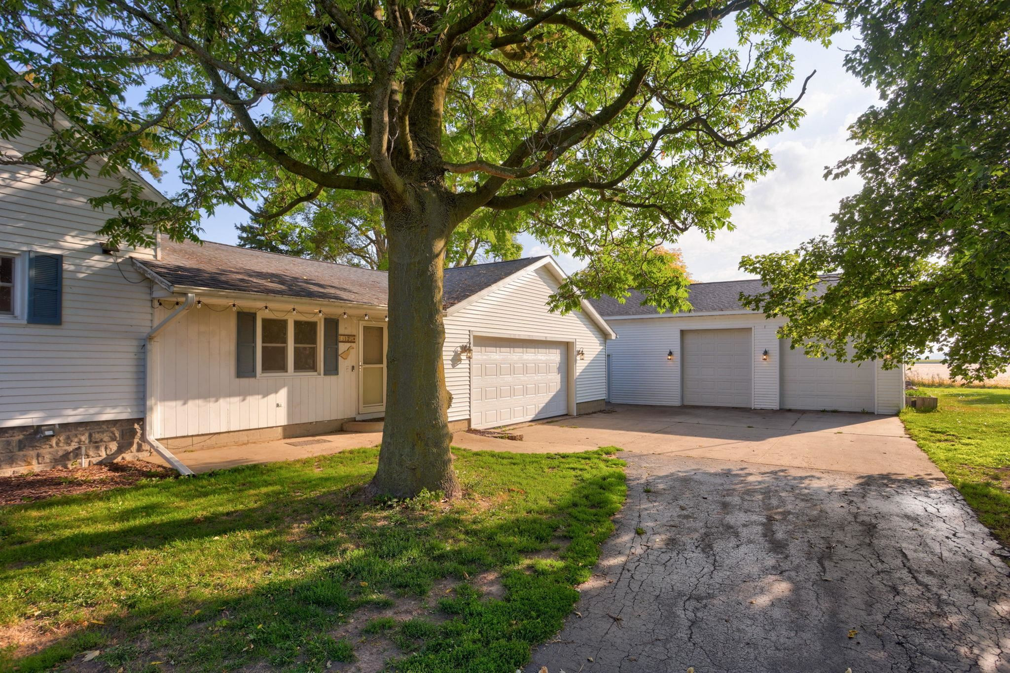 3175 S Carter Road, Auburn, MI 48611 — Photo 36