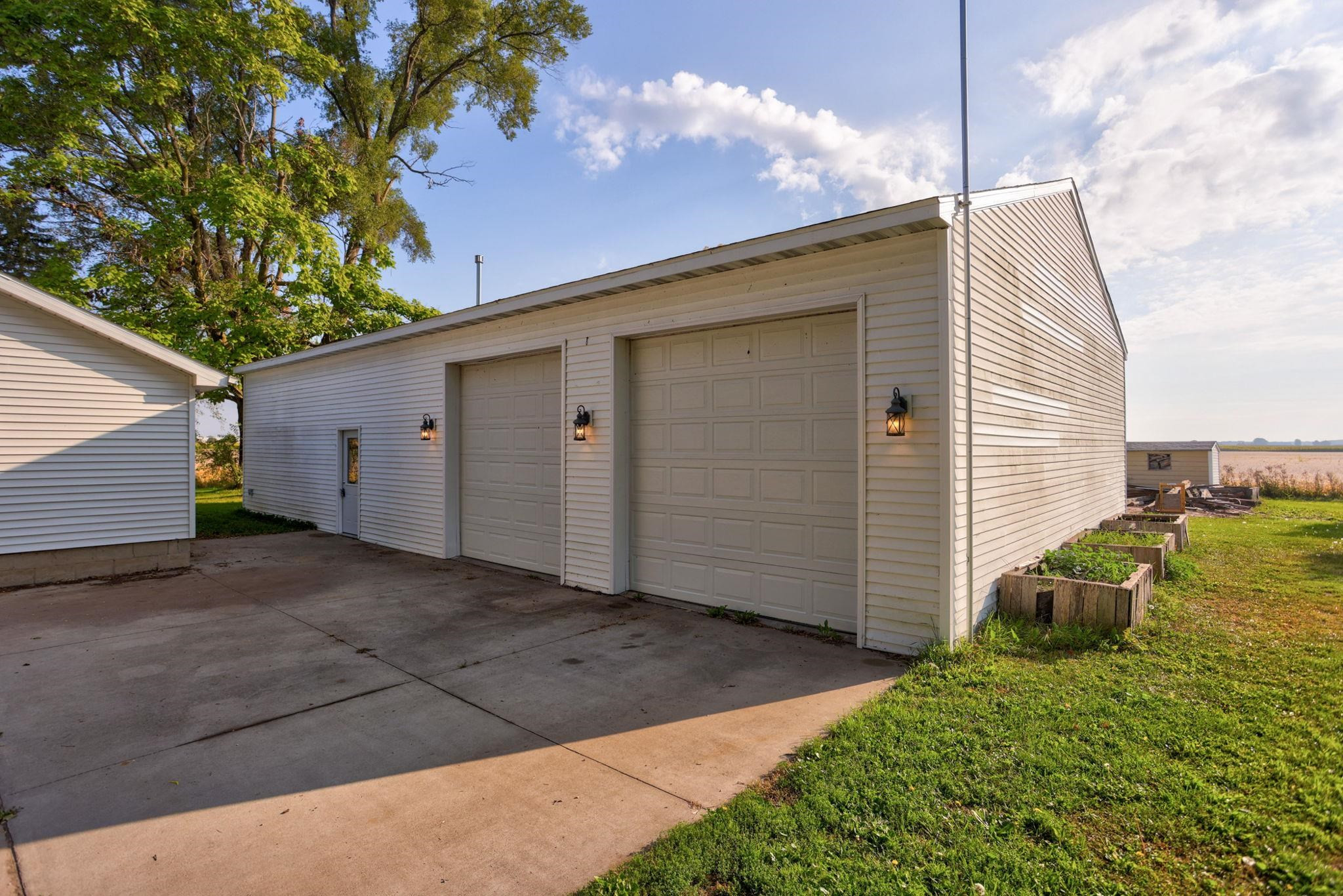 3175 S Carter Road, Auburn, MI 48611 — Photo 37