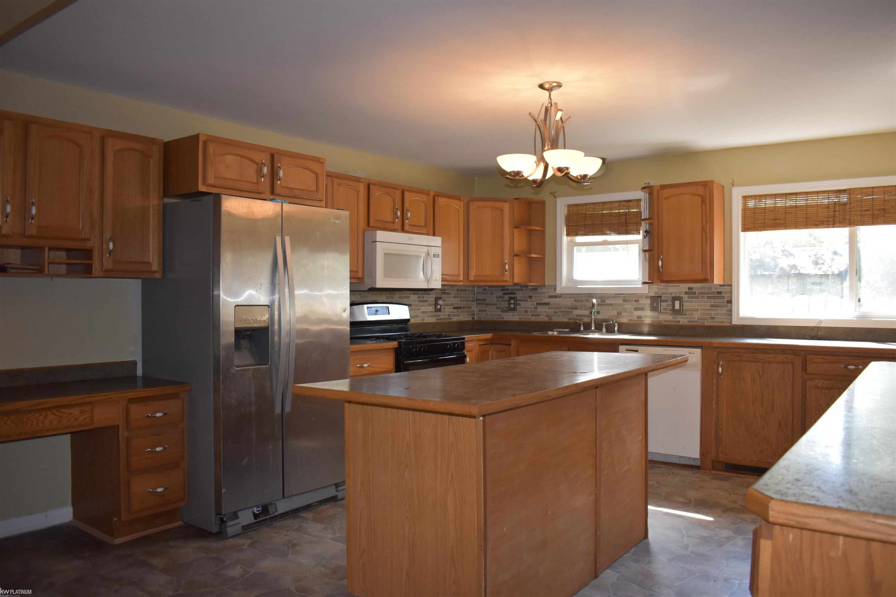 3511 Memoir Drive, MI 48059 — Photo 10