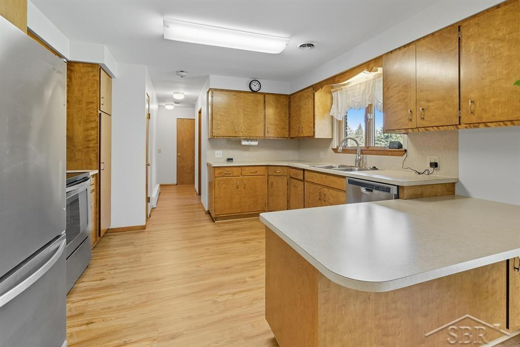 268 W Midland Road, Auburn, MI 48611 — Photo 7