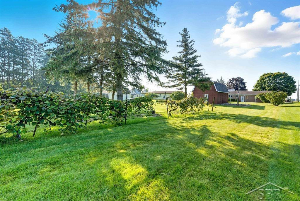 268 W Midland Road, Auburn, MI 48611 — Photo 35