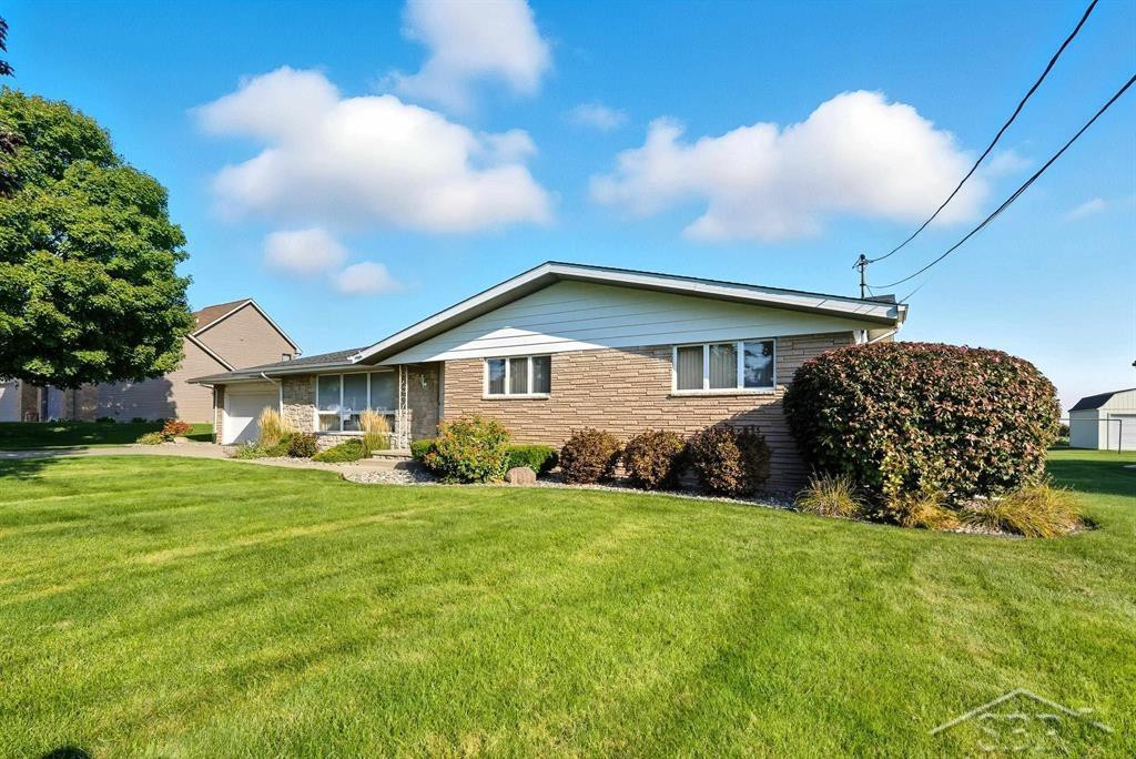 268 W Midland Road, Auburn, MI 48611 — Photo 37