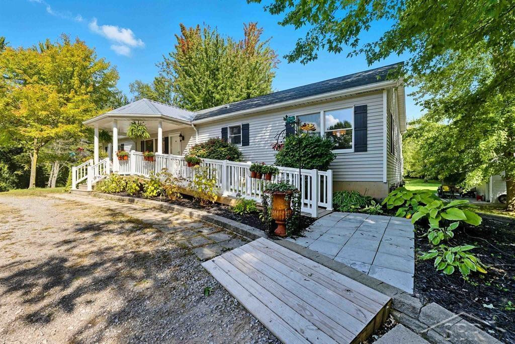 8879 Maple Road, Bridgeport, MI 48722 — Photo 2