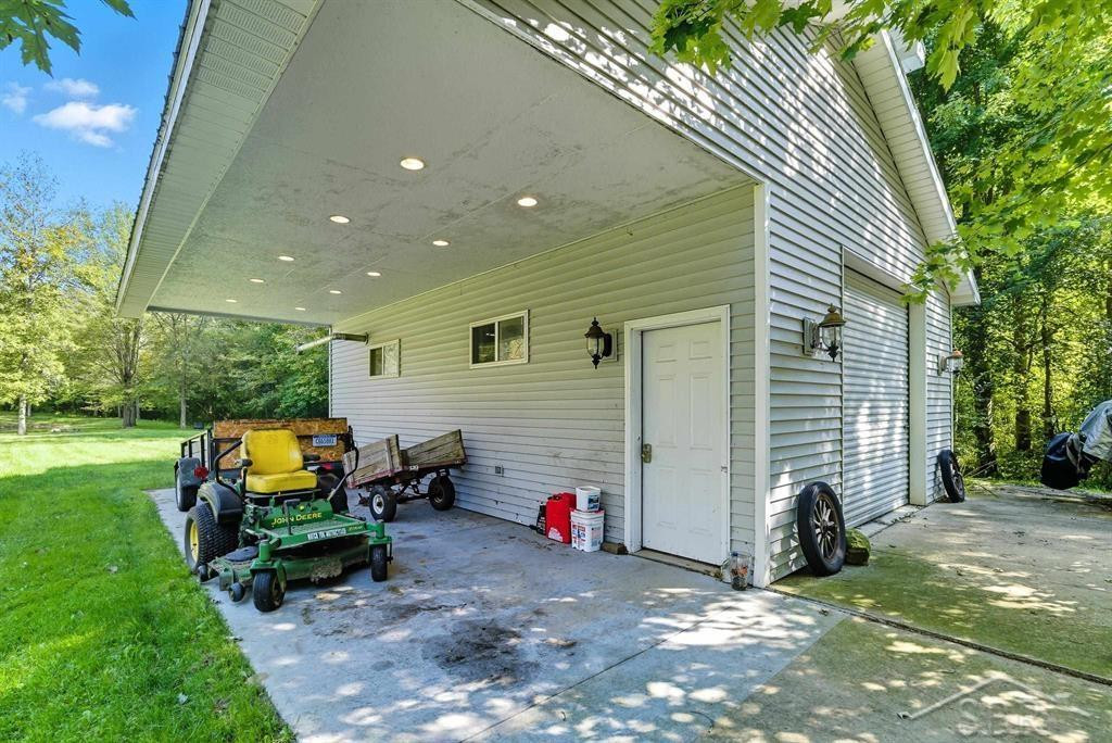 8879 Maple Road, Bridgeport, MI 48722 — Photo 31