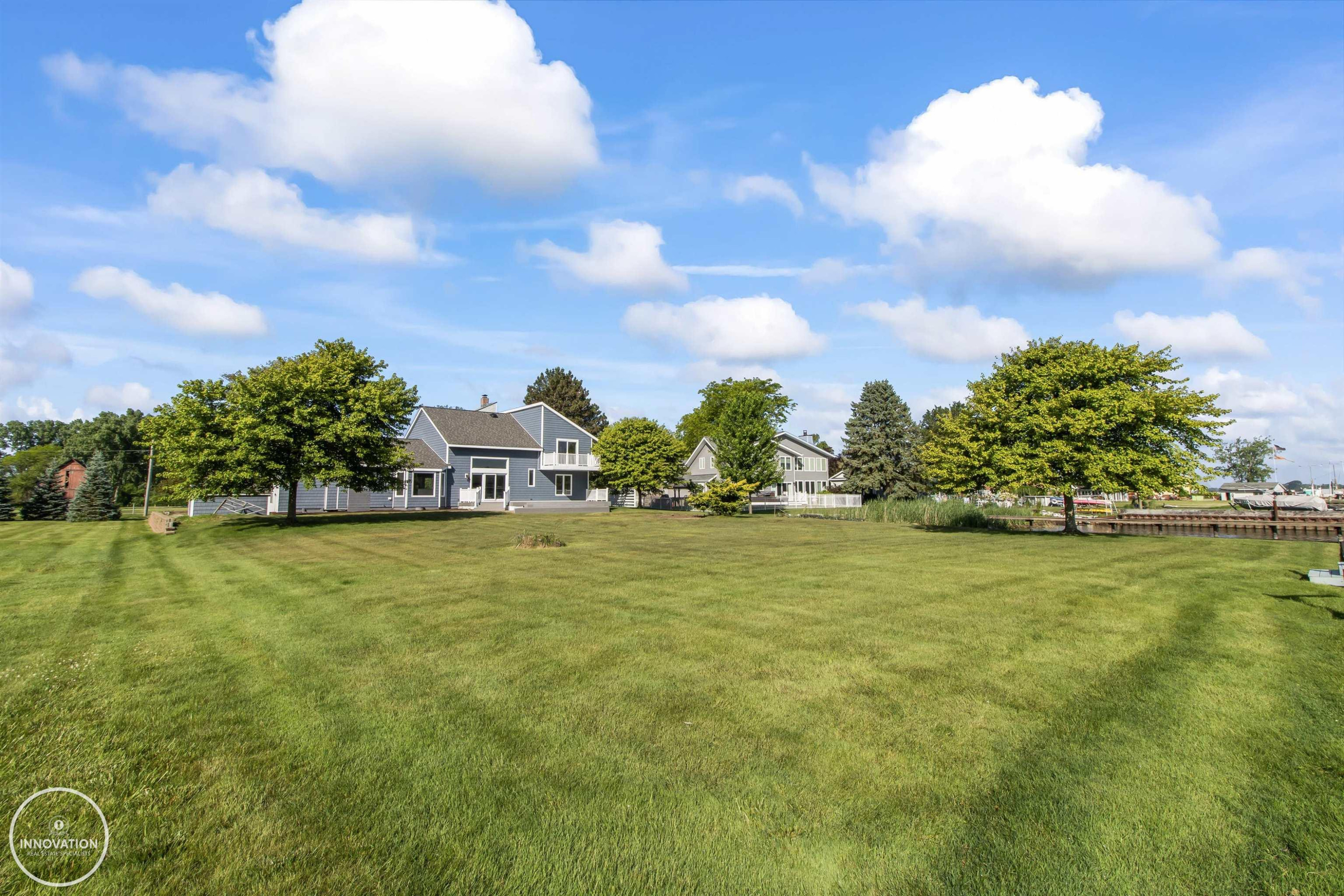 1600 N Channel Drive, MI 48028 — Photo 10