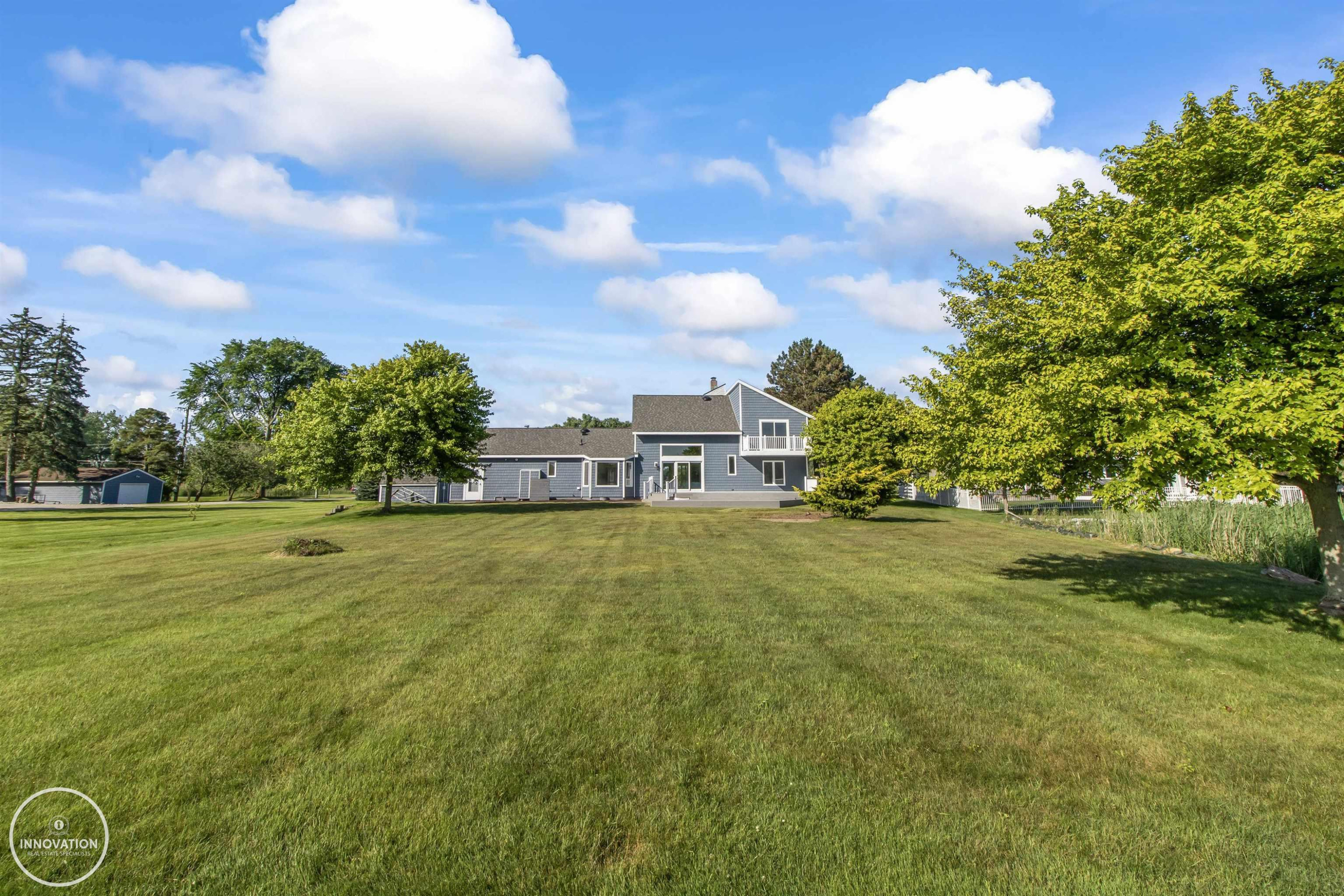 1600 N Channel Drive, MI 48028 — Photo 11