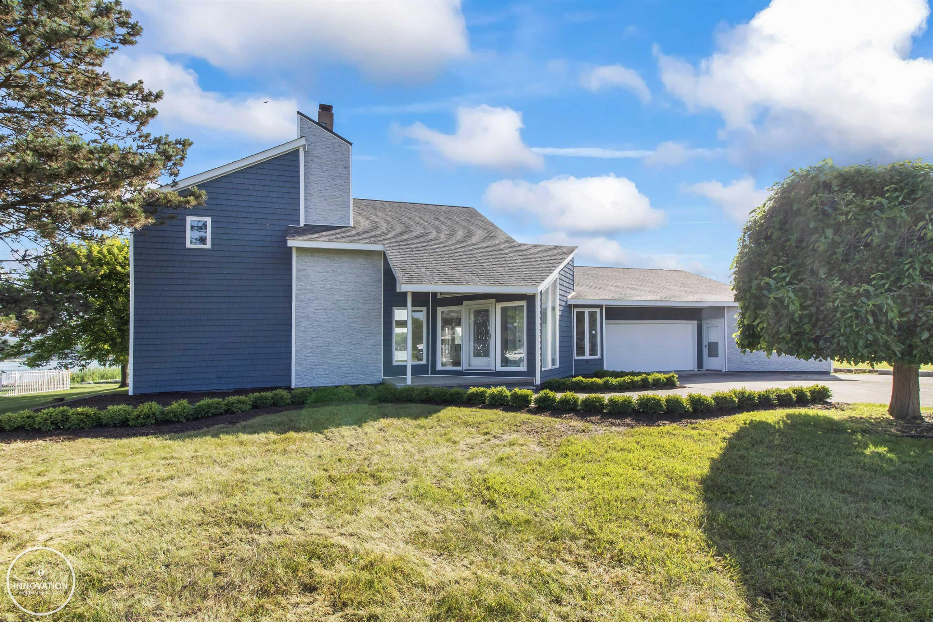 1600 N Channel Drive, MI 48028 — Photo 14