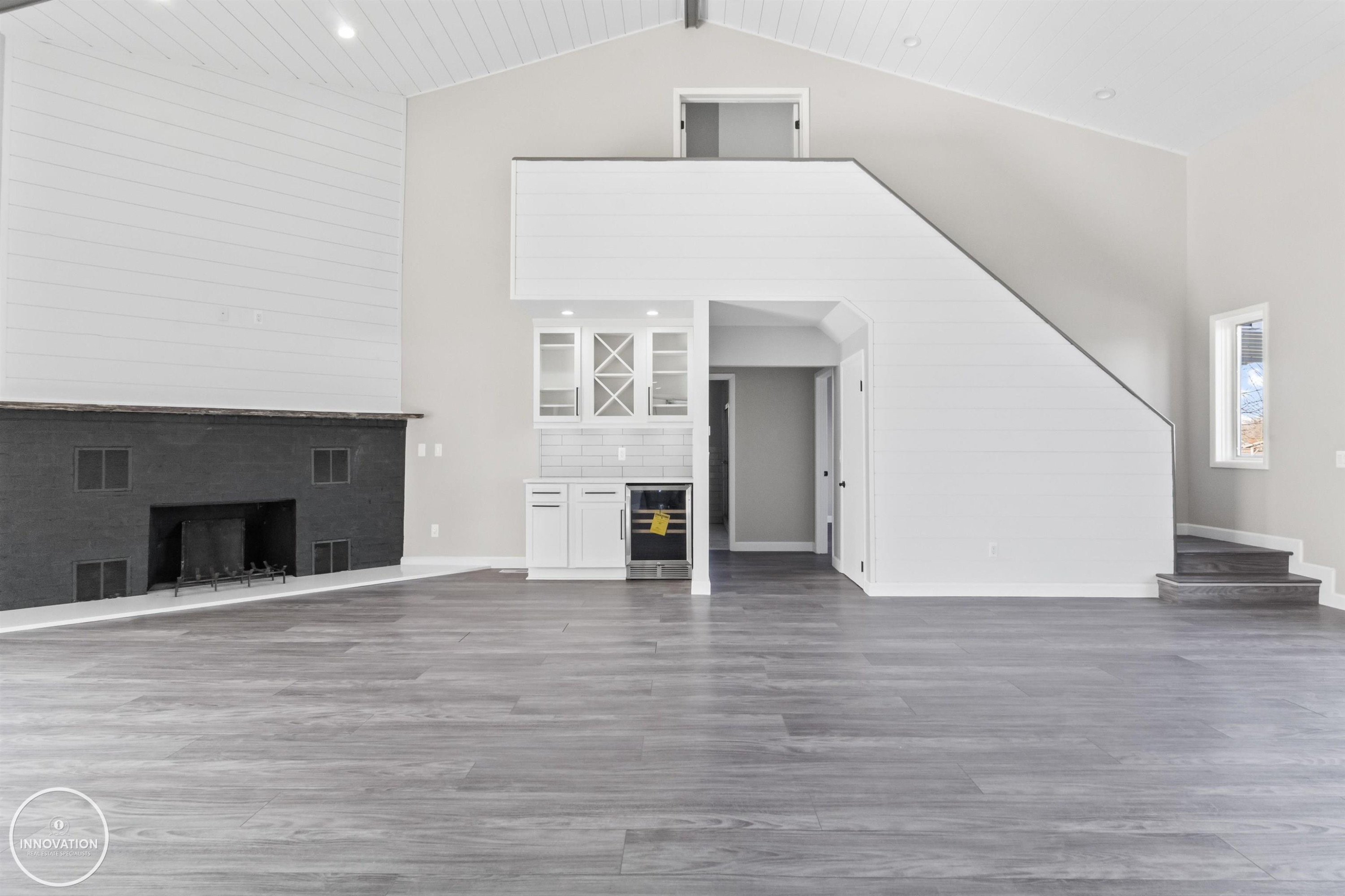 1600 N Channel Drive, MI 48028 — Photo 25