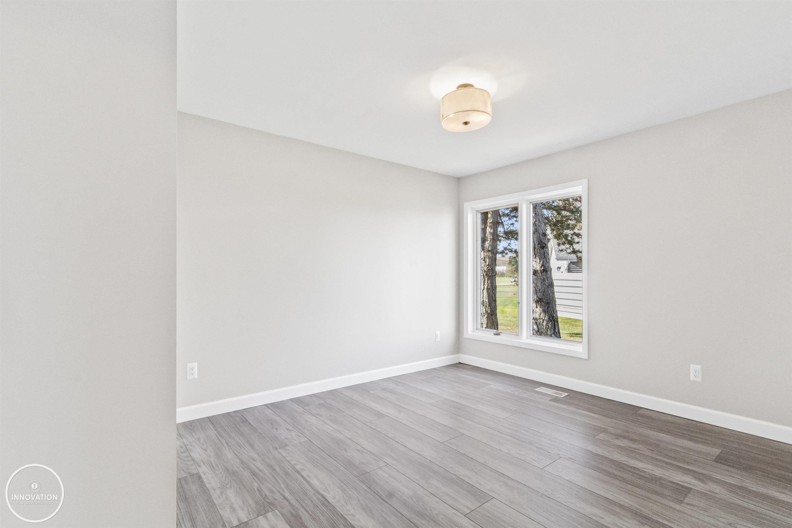 1600 N Channel Drive, MI 48028 — Photo 40