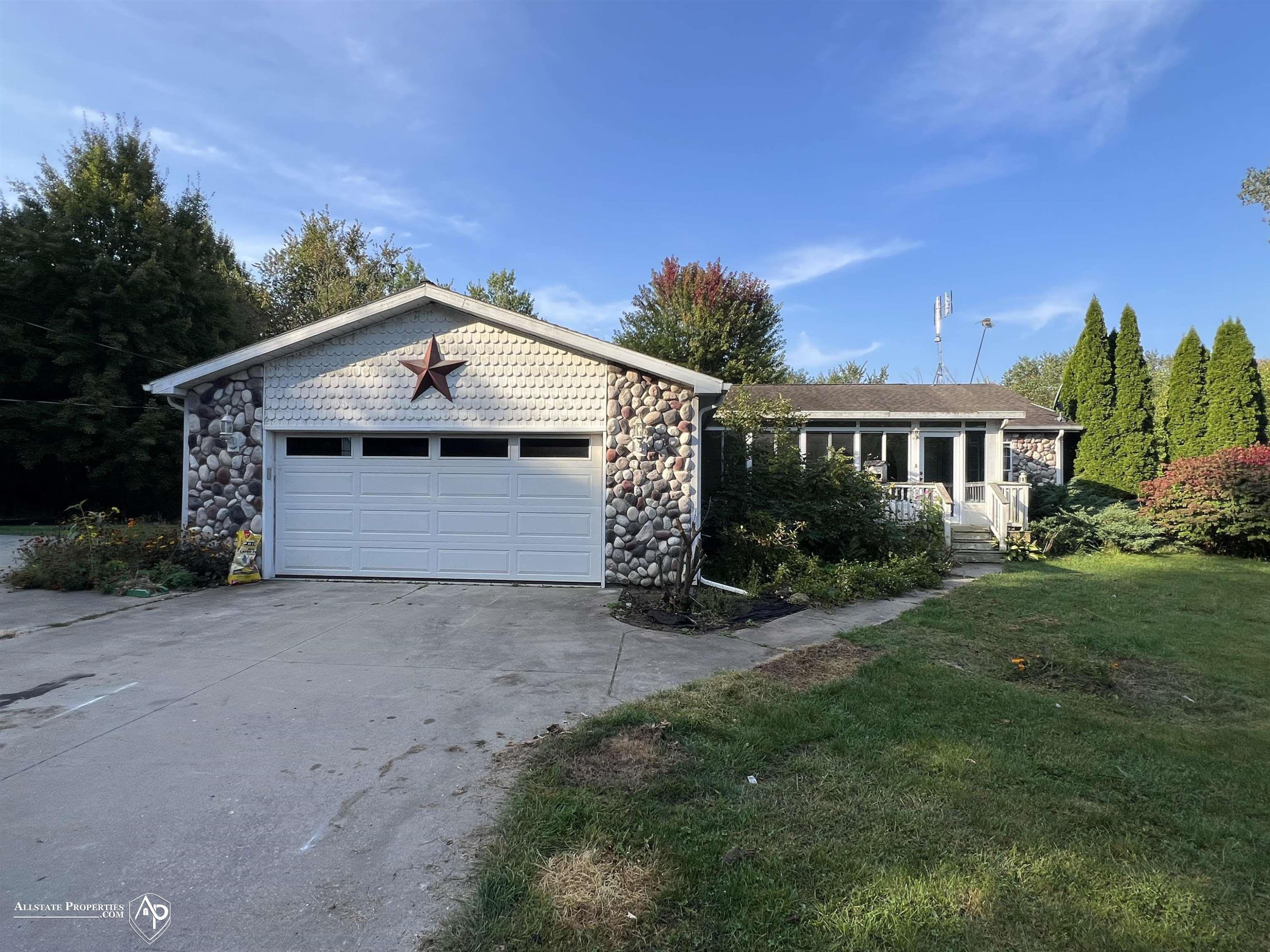 11192 E Lake Road, Otisville, MI 48463 — front exterior