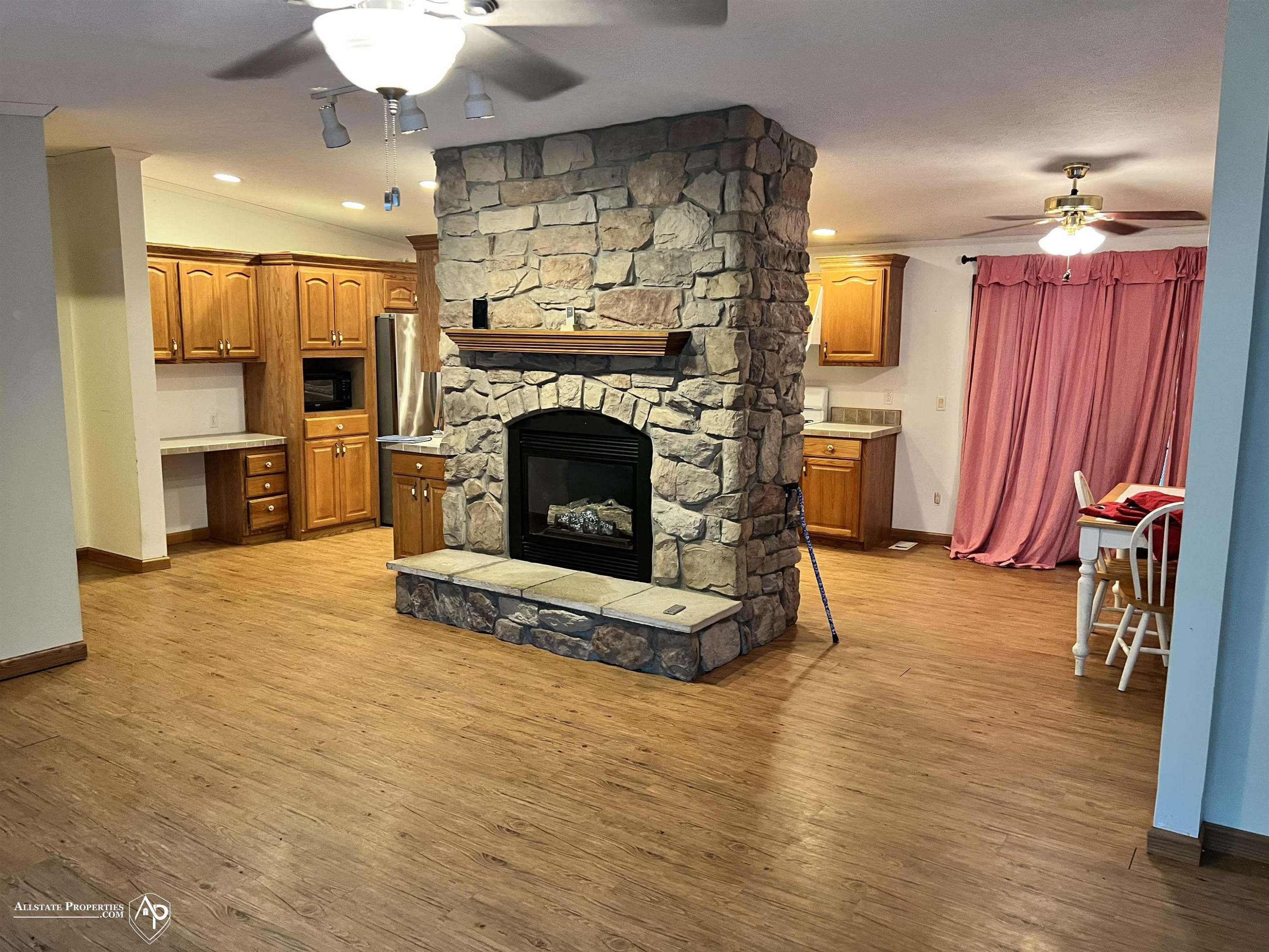 11192 E Lake Road, Otisville, MI 48463 — Photo 4