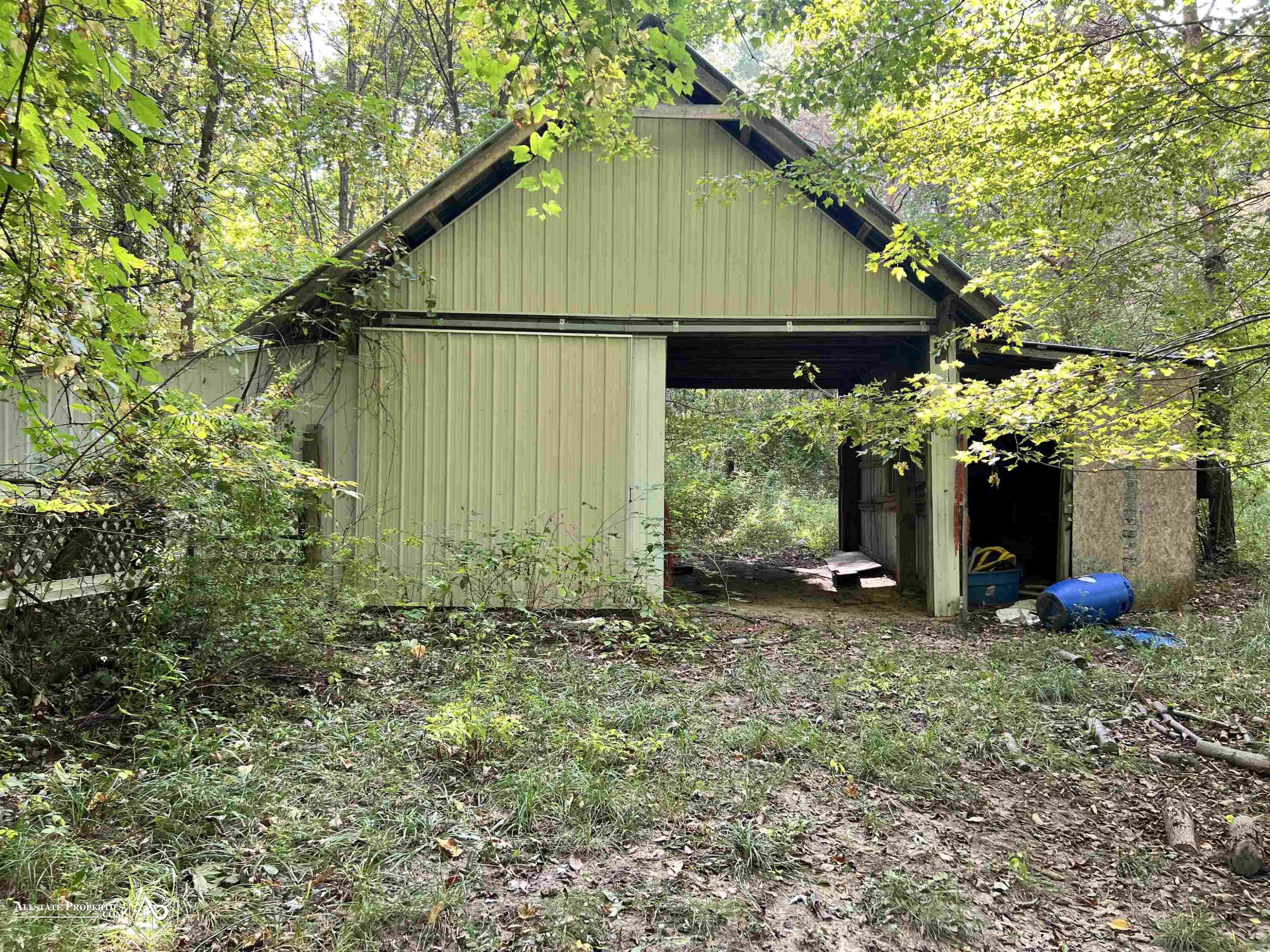 11192 E Lake Road, Otisville, MI 48463 — Photo 20