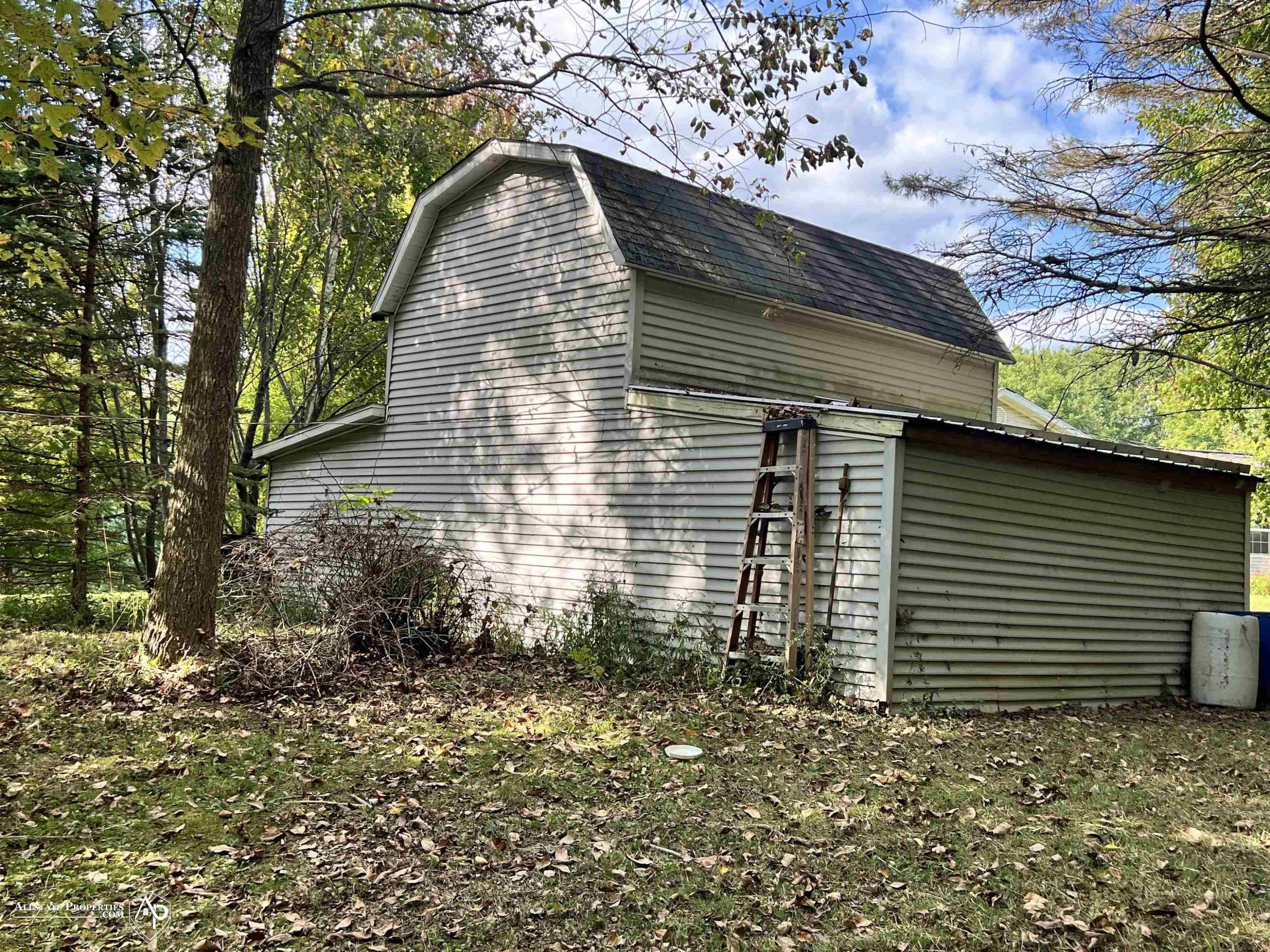 11192 E Lake Road, Otisville, MI 48463 — Photo 25