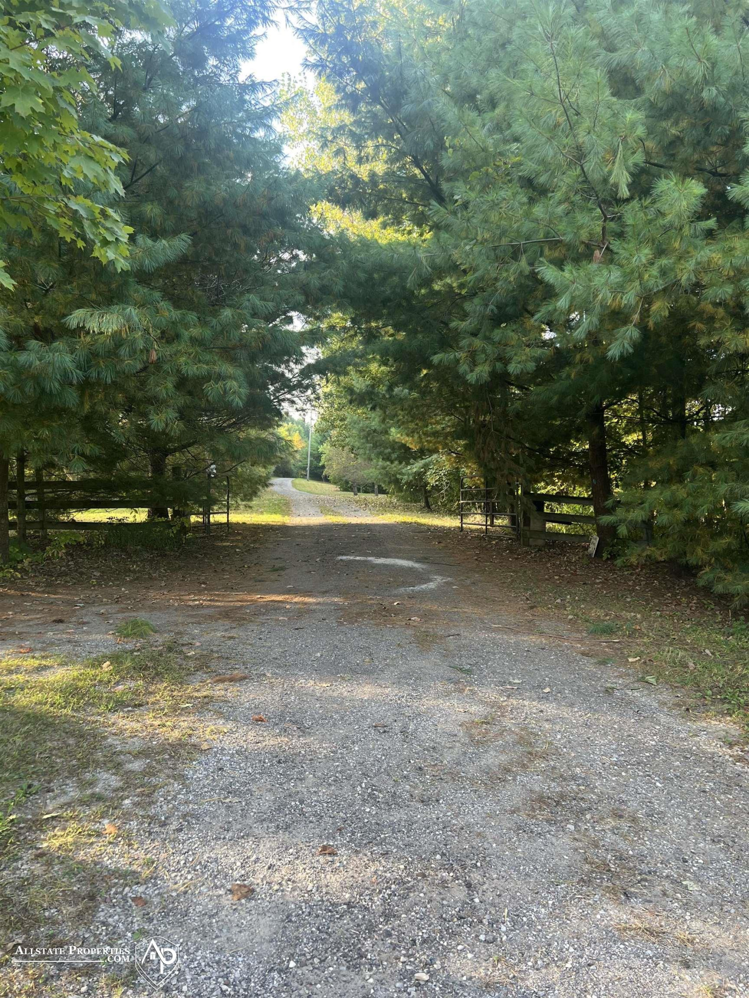 11192 E Lake Road, Otisville, MI 48463 — Photo 30