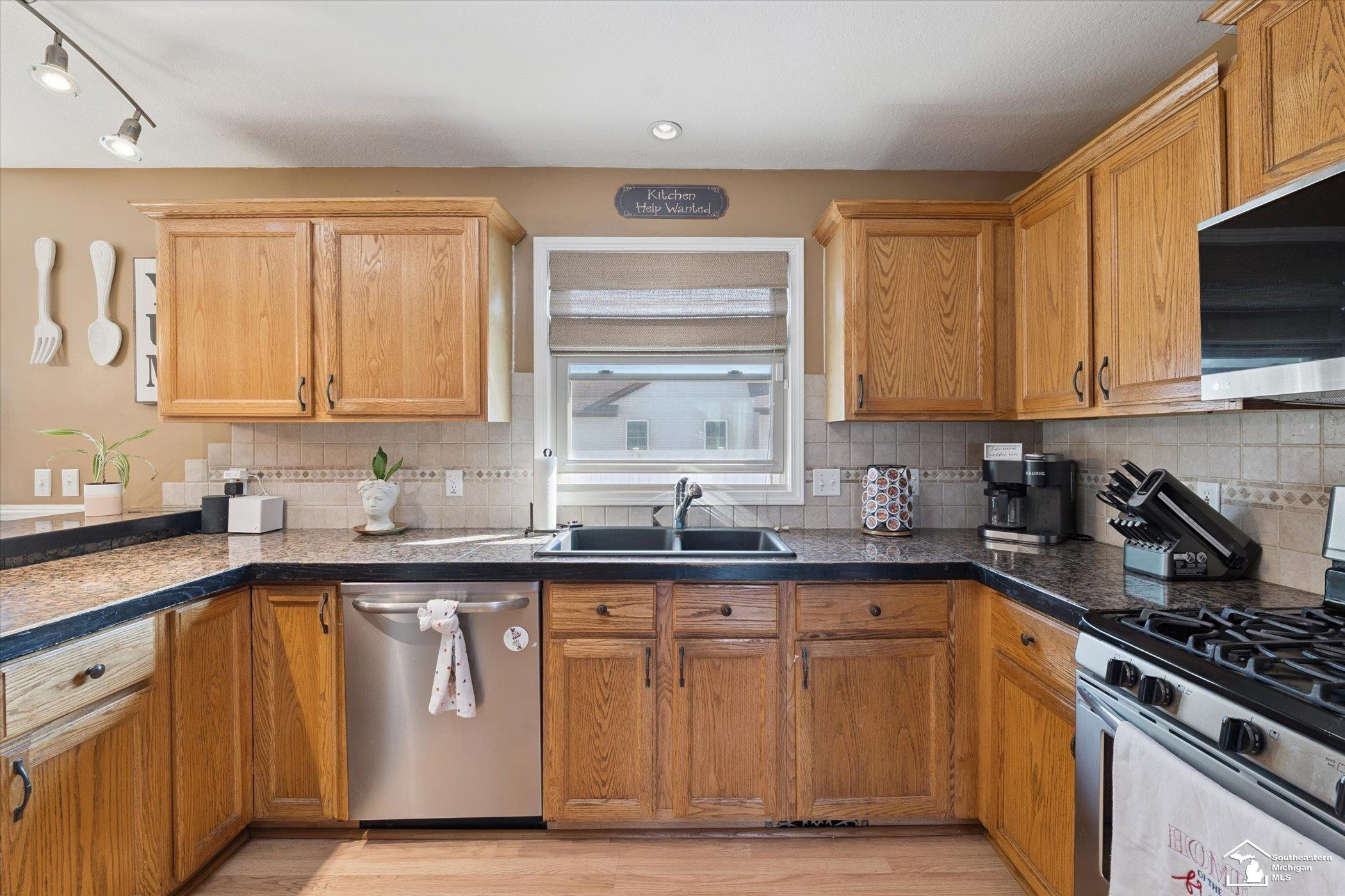 4468 Partridge Lane, Newport, MI 48166 — Photo 15